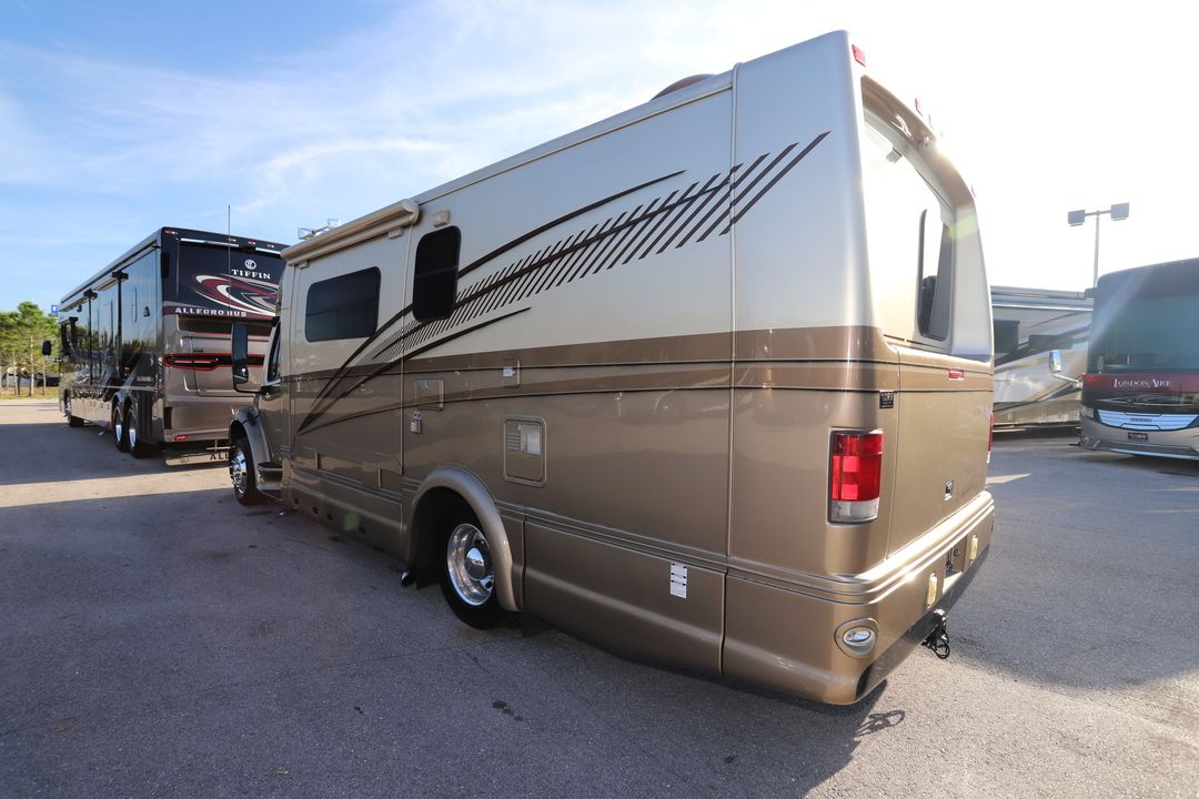 2007 Dynamax Dynaquest 260ST 12698-2