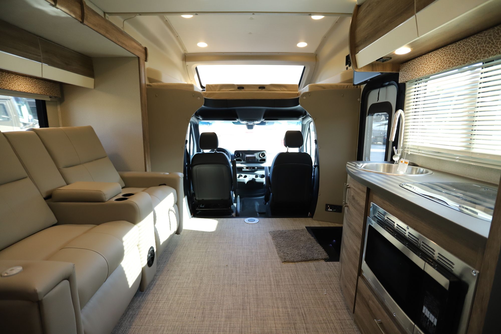 New 2020 Jayco Melbourne Prestige 24LP Class C  For Sale