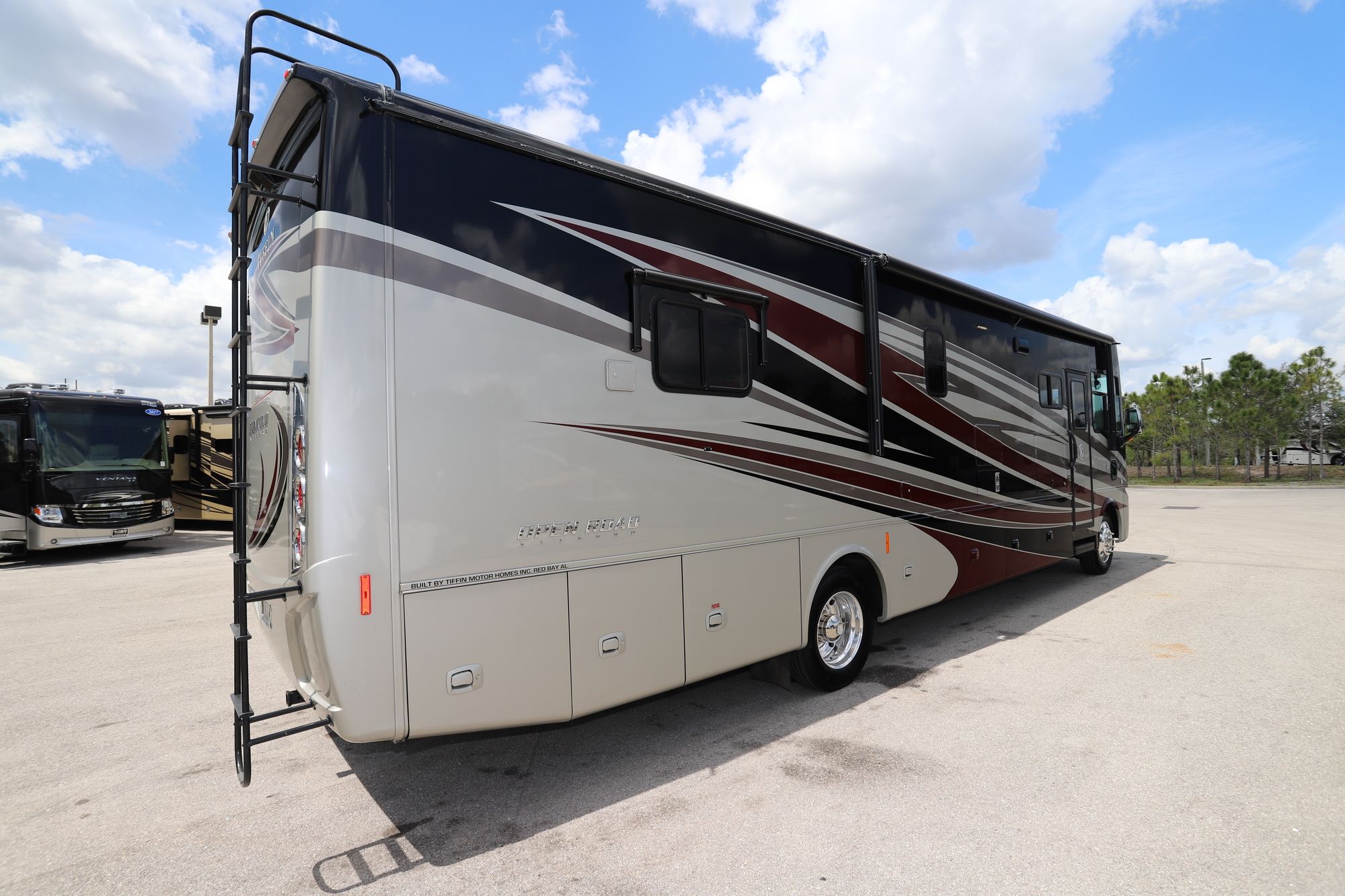 Used 2018 Tiffin Motor Homes Allegro 36LA Class A  For Sale