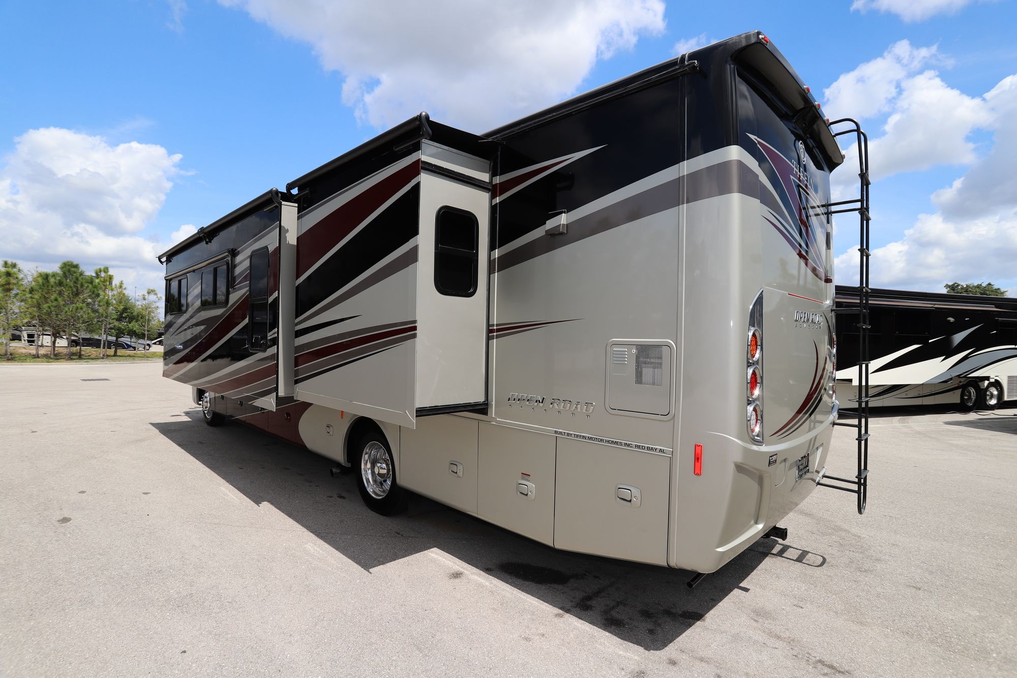 Used 2018 Tiffin Motor Homes Allegro 36LA Class A  For Sale