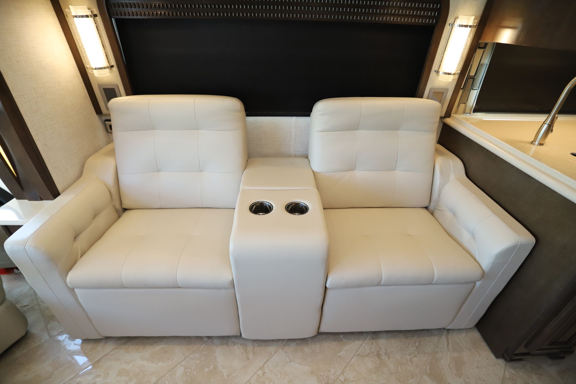 New 2020 Newmar New Aire 3545 Class A  For Sale