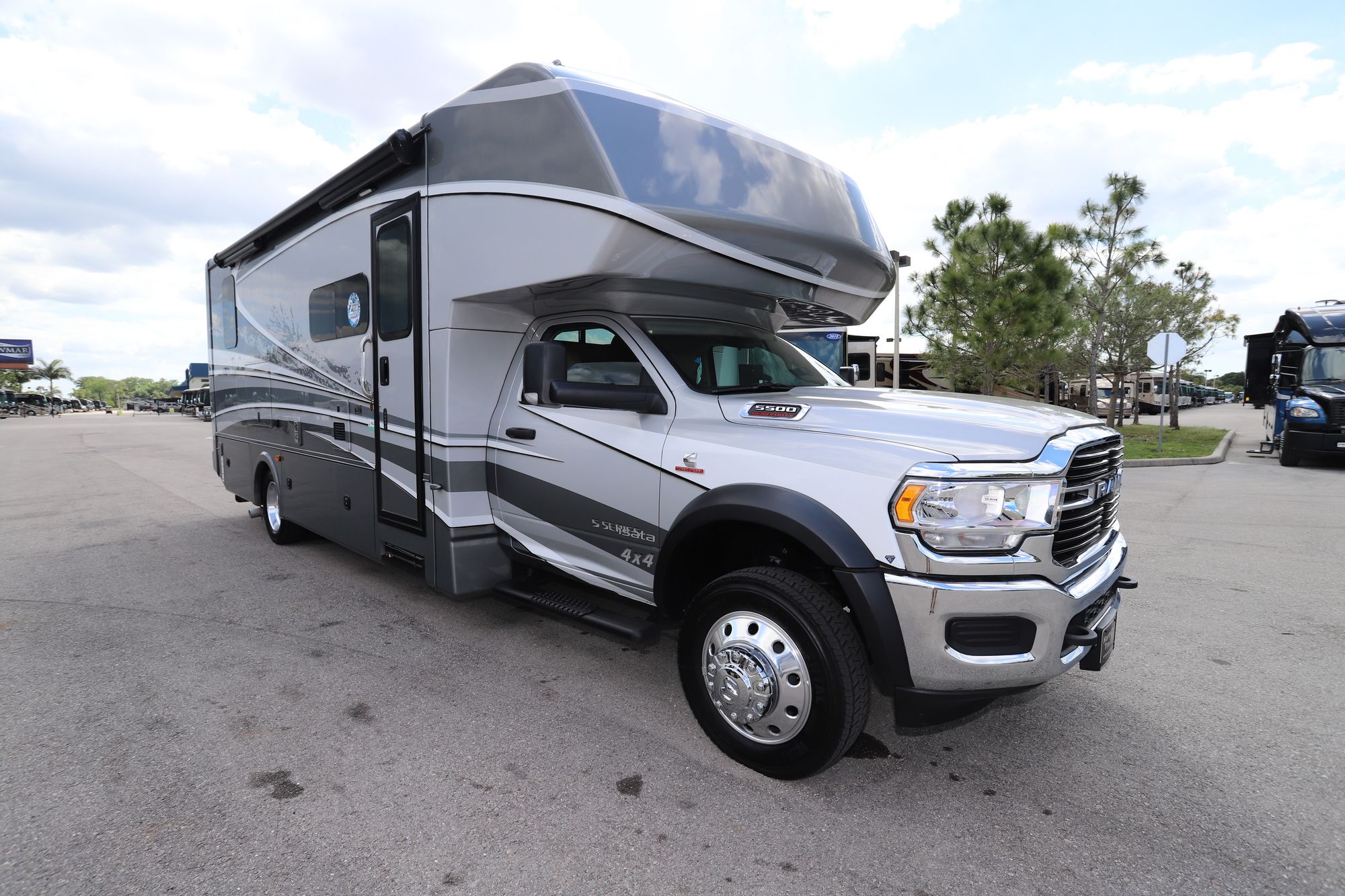 New 2021 Dynamax Isata 5 30FW  4WD Class C  For Sale