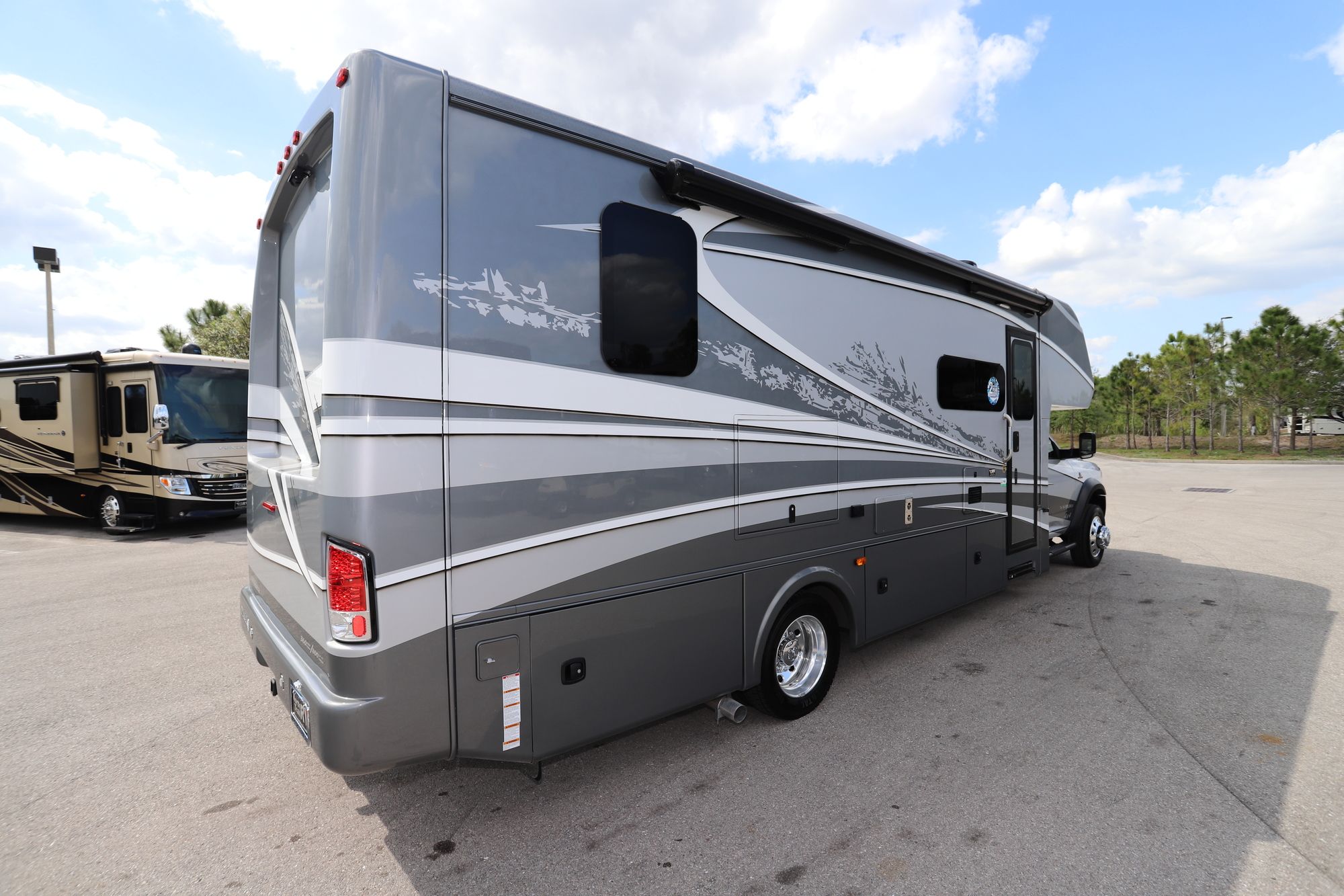 New 2021 Dynamax Isata 5 30FW  4WD Class C  For Sale