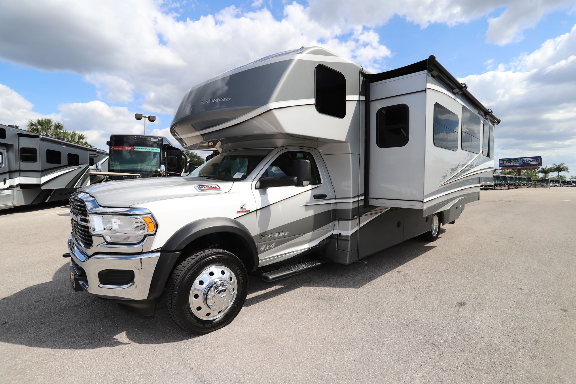 New 2021 Dynamax Isata 5 30FW  4WD Class C  For Sale