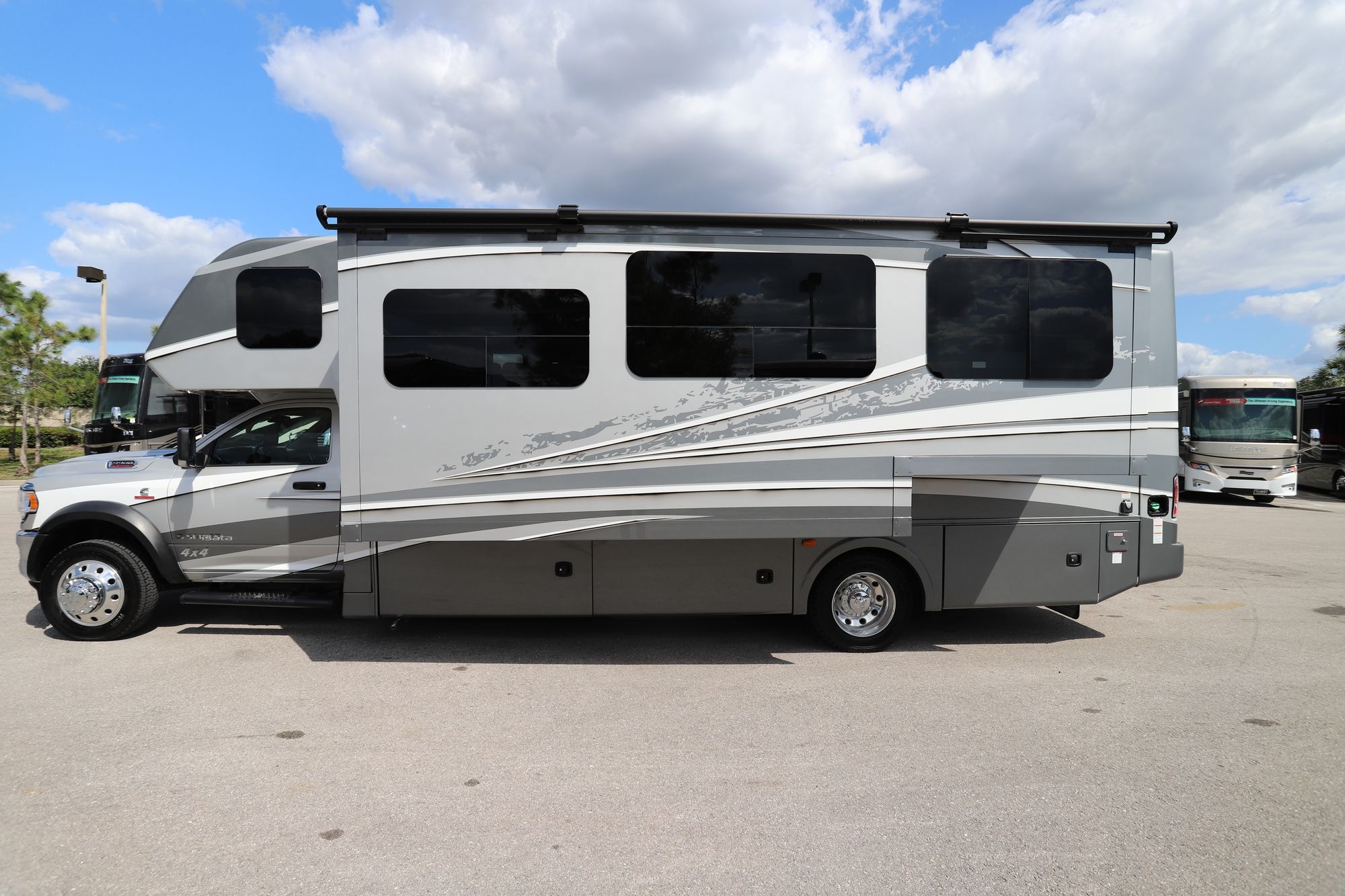 New 2021 Dynamax Isata 5 30FW  4WD Class C  For Sale