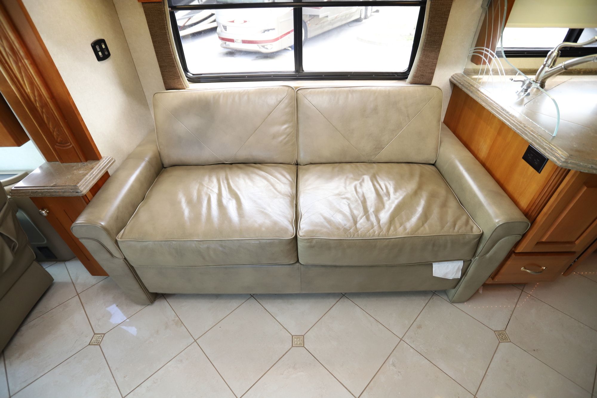 Used 2008 Holiday Rambler Navigator BISMARCK 4 Class A  For Sale