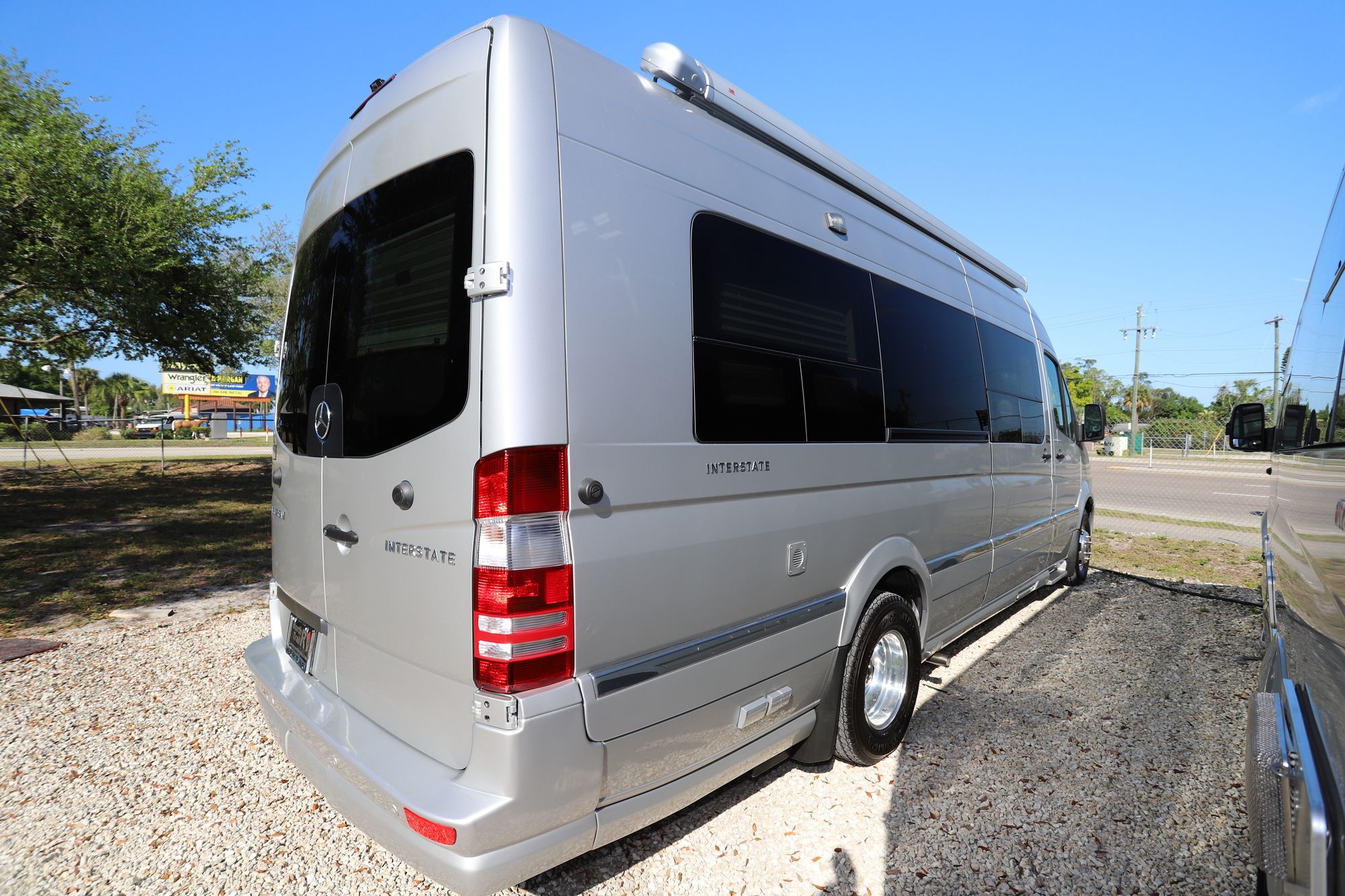 Used 2014 Airstream Interstate EXT LOUNGE Class B  For Sale