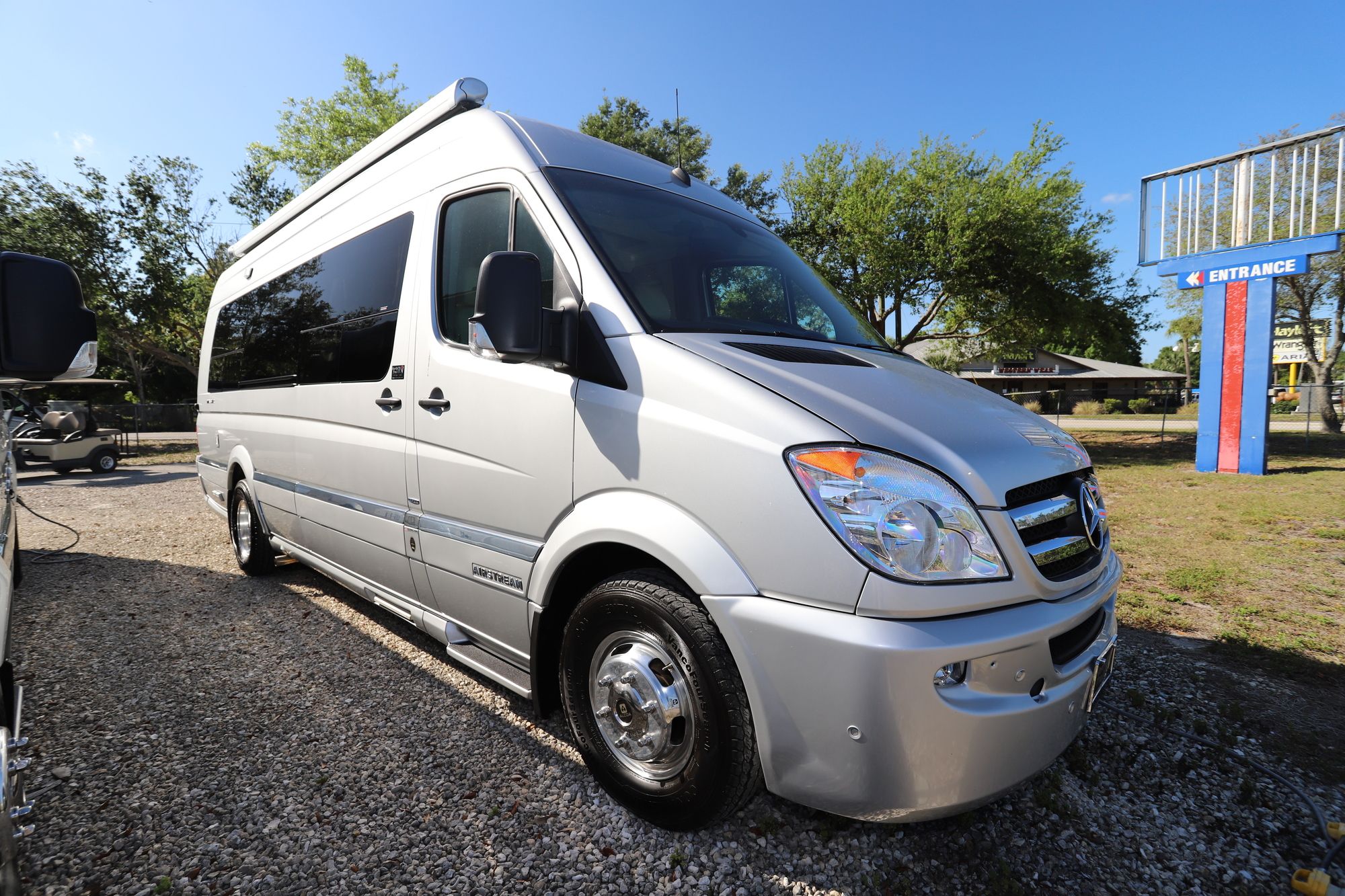 Used 2014 Airstream Interstate EXT LOUNGE Class B  For Sale