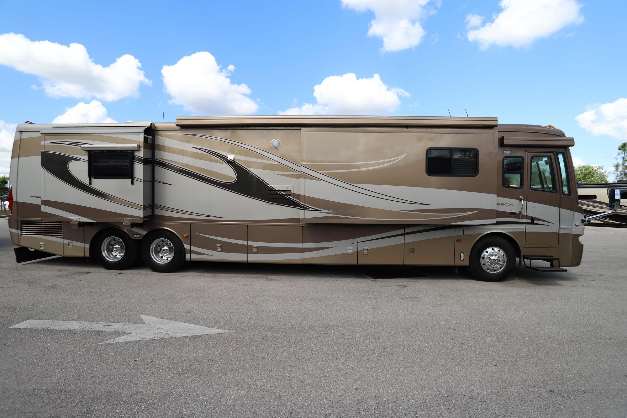 Used 2006 Newmar Essex 4502 Class A  For Sale