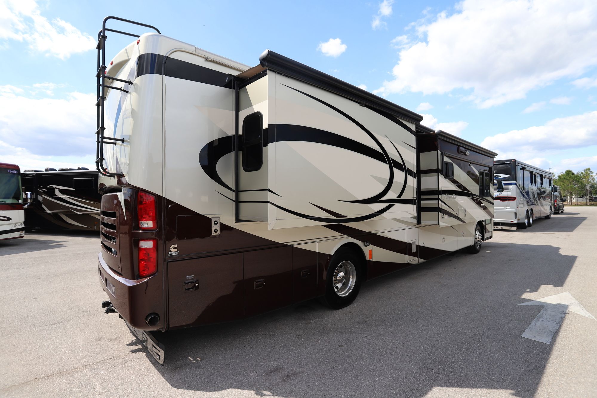 Used 2010 Tiffin Motor Homes Allegro Bus 40QXP Class A  For Sale