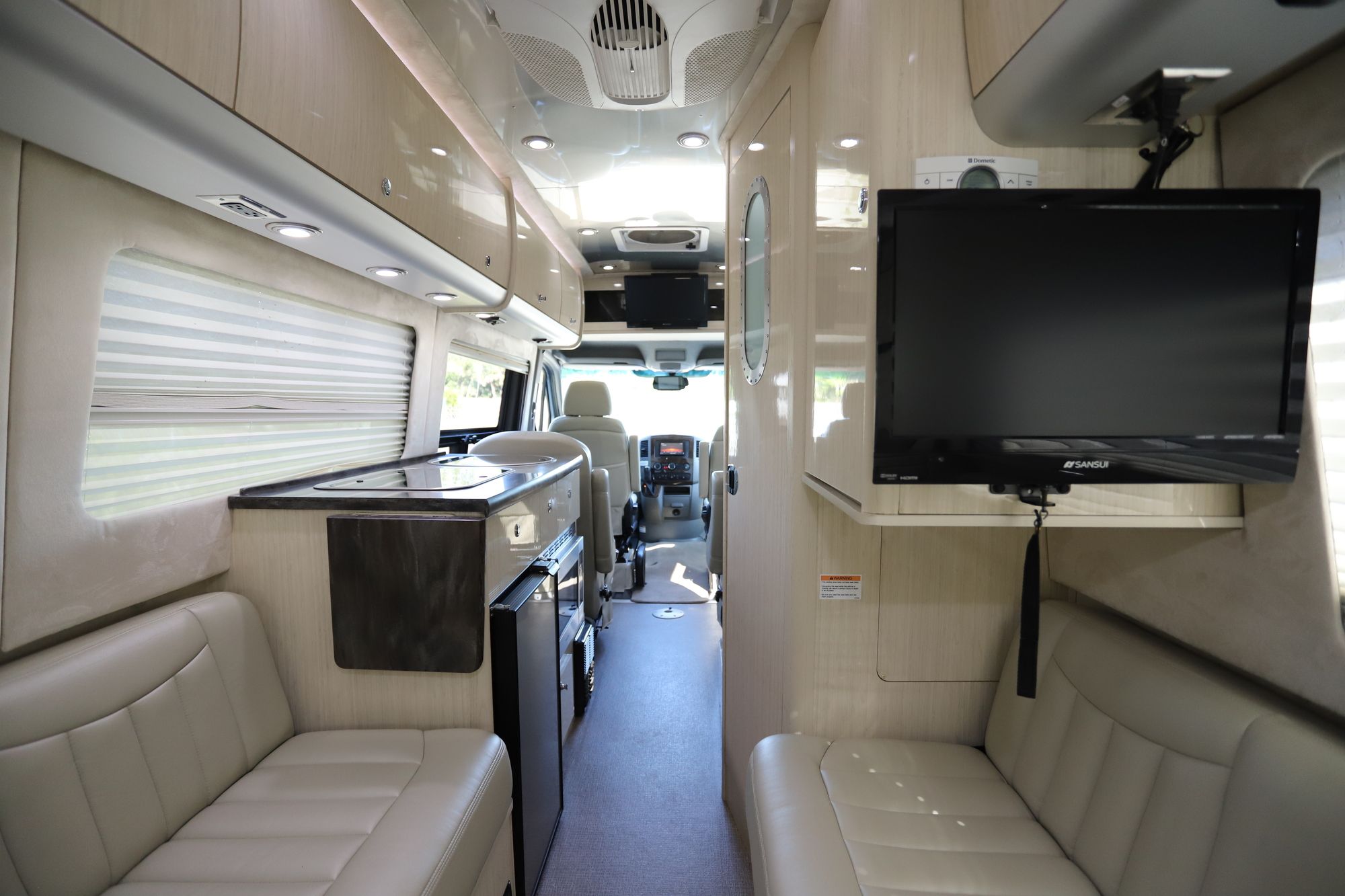 Used 2014 Airstream Interstate EXT LOUNGE Class B  For Sale