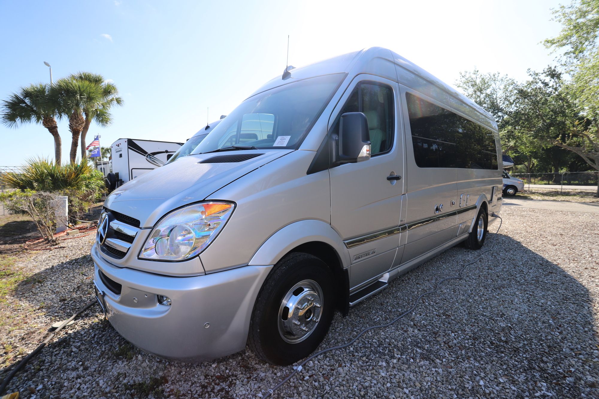 Used 2014 Airstream Interstate EXT LOUNGE Class B  For Sale