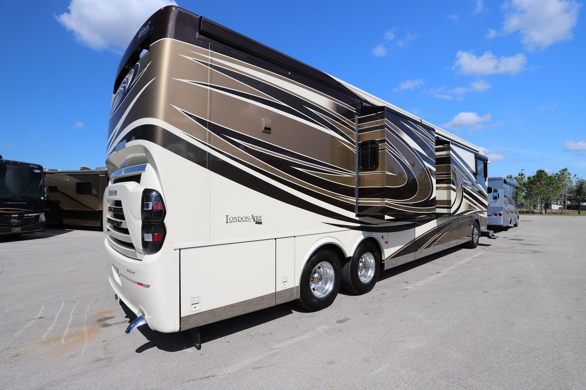 Used 2015 Newmar London Aire 4553 Class A  For Sale