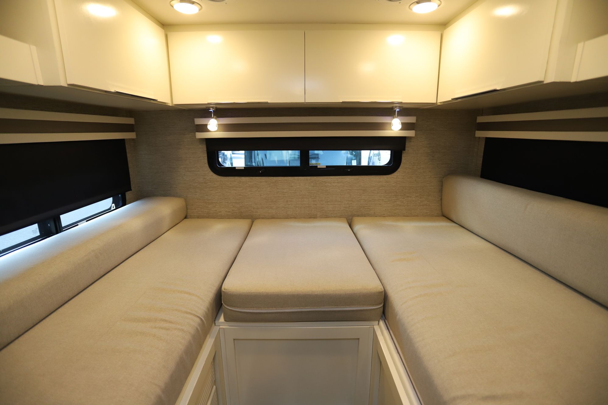 New 2020 Tiffin Motor Homes Wayfarer 25LW Class C  For Sale