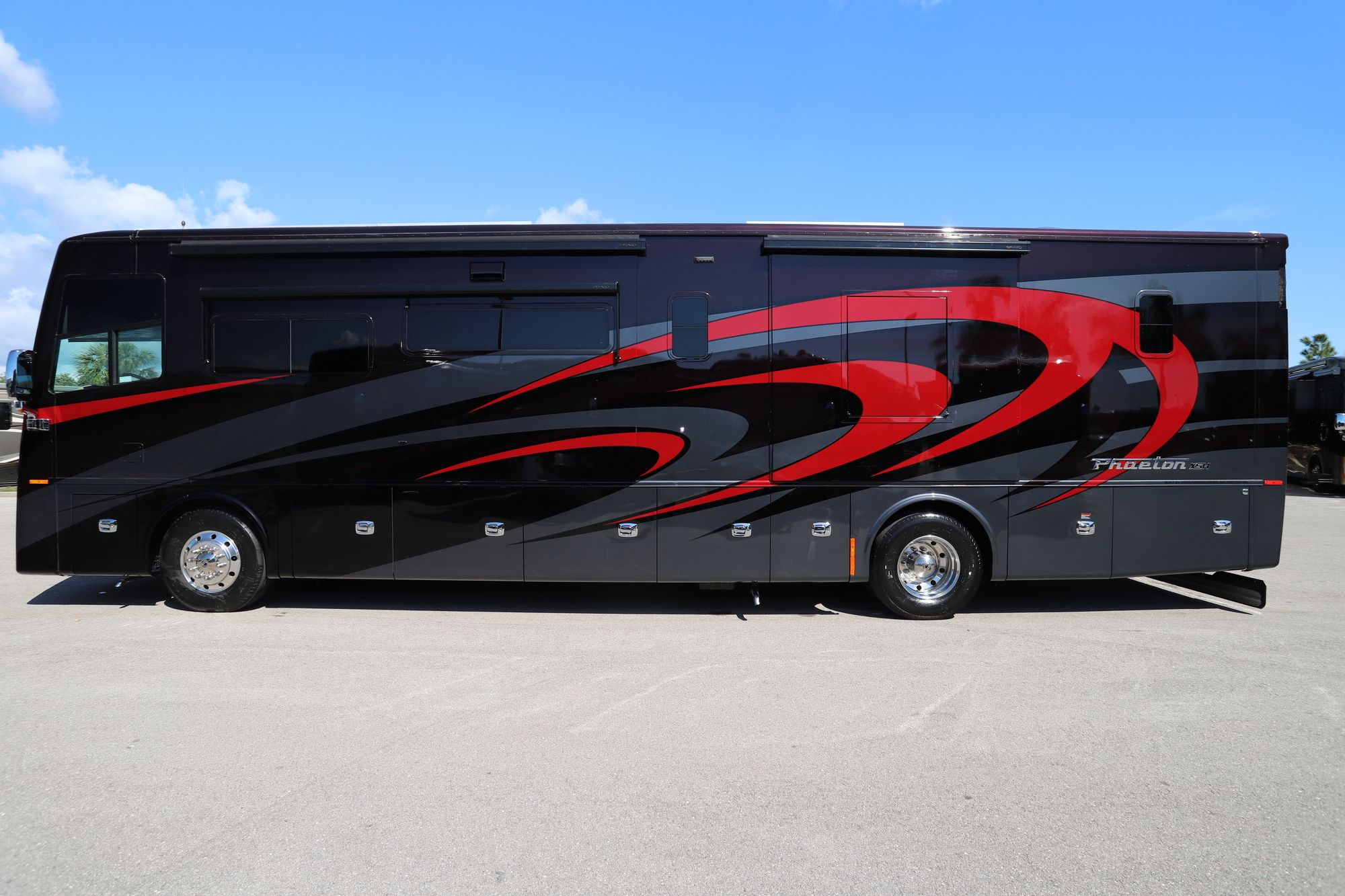 New 2020 Tiffin Motor Homes Phaeton 40IH Class A  For Sale