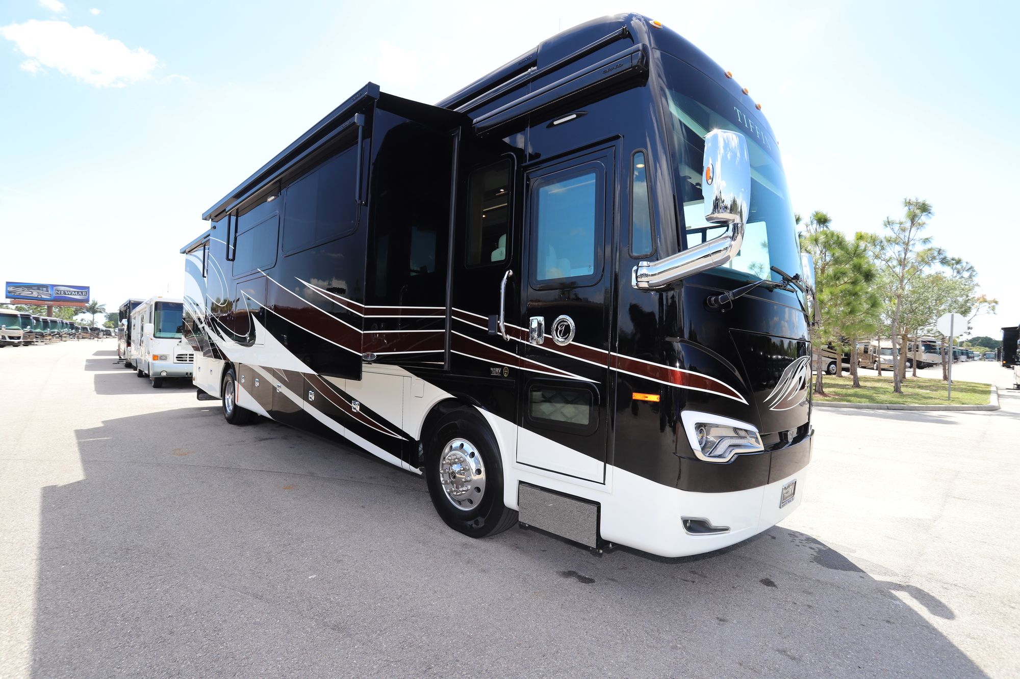 Used 2020 Tiffin Motor Homes Allegro Bus 40IP Class A  For Sale