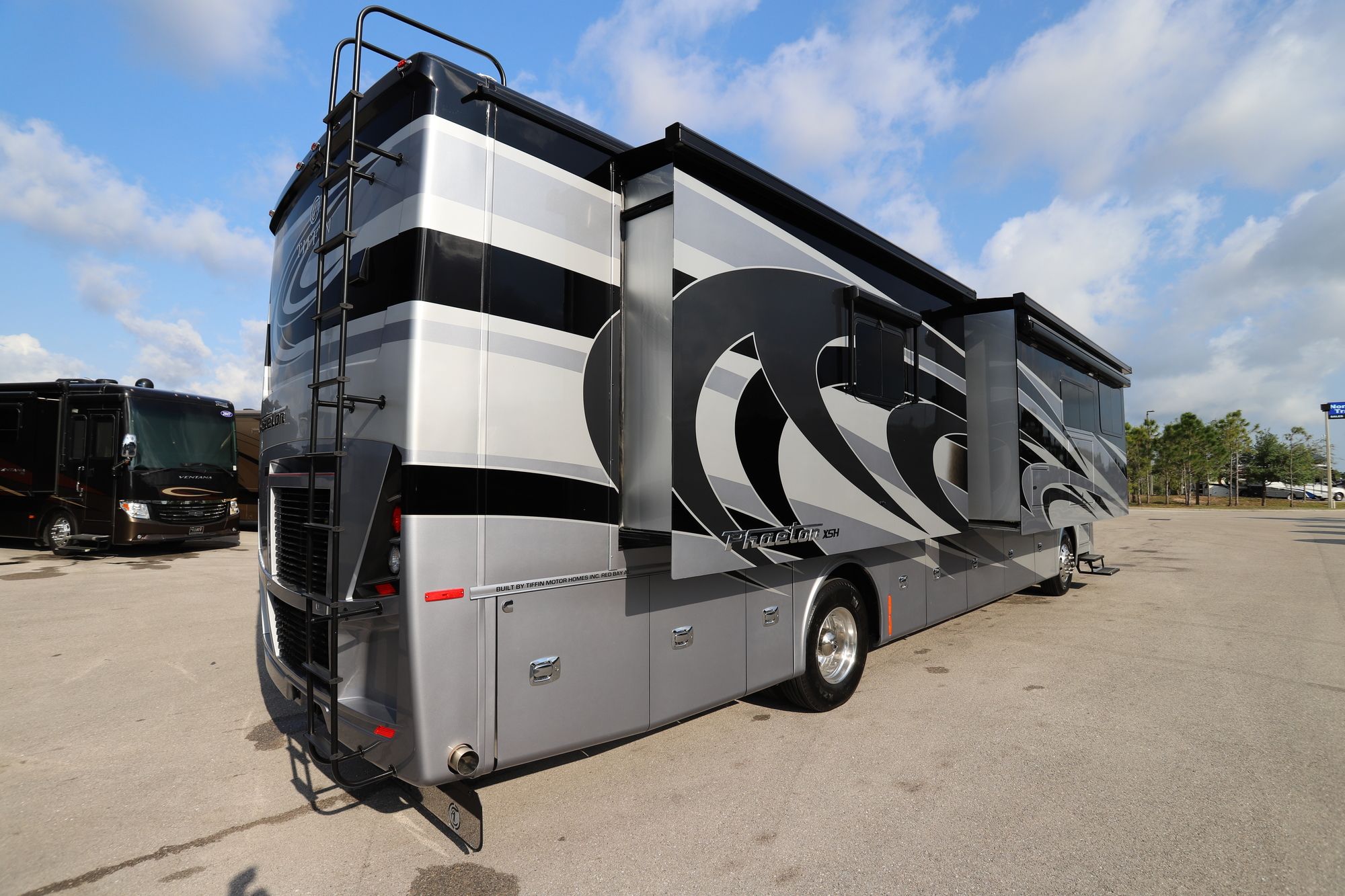 New 2020 Tiffin Motor Homes Phaeton 40IH Class A  For Sale