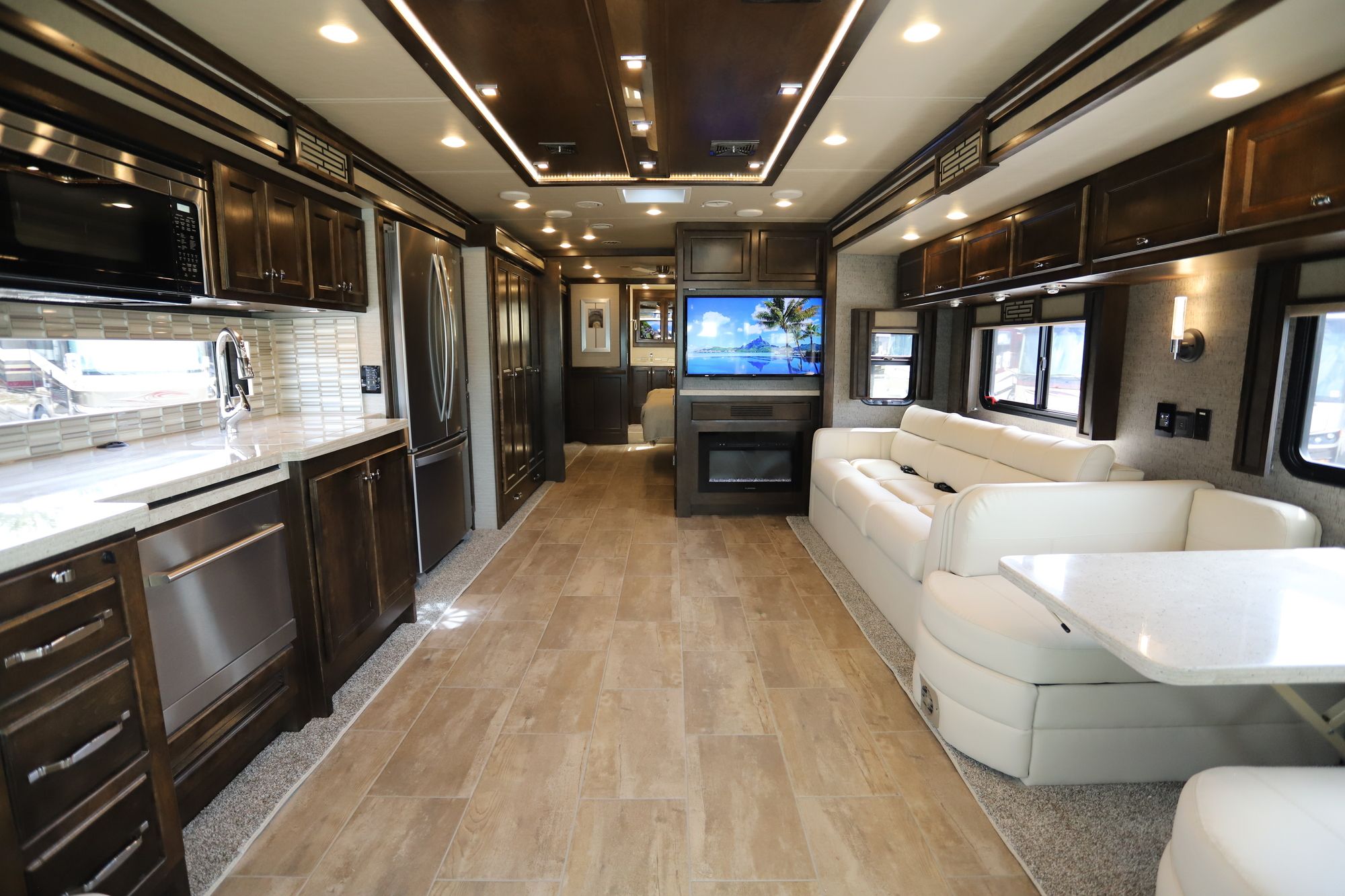 New 2020 Tiffin Motor Homes Allegro Red 38KA Class A  For Sale