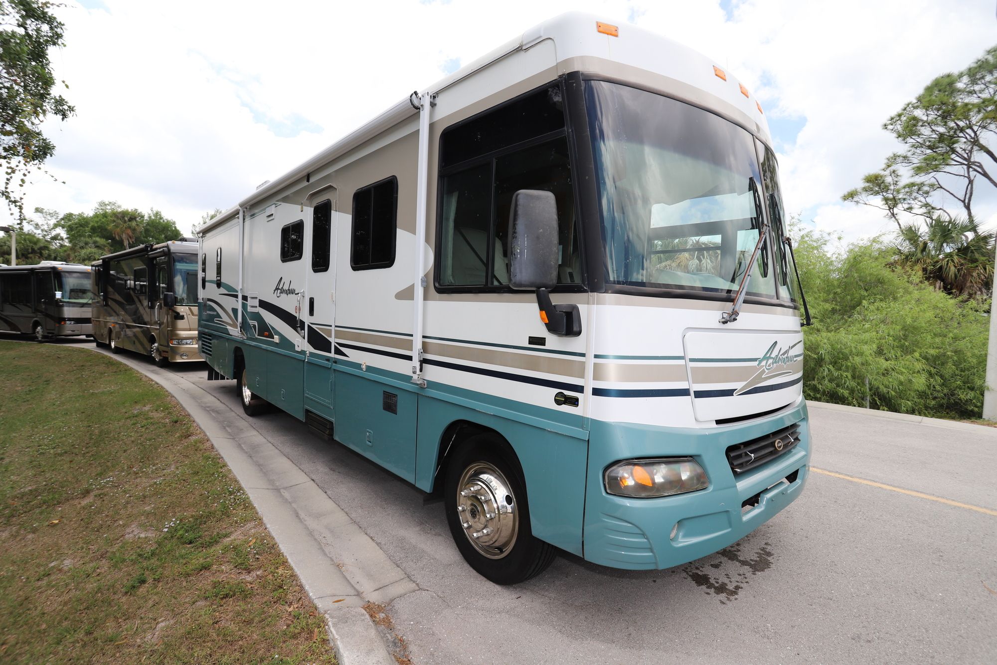 Used 2004 Winnebago Adventurer 35U Class A  For Sale