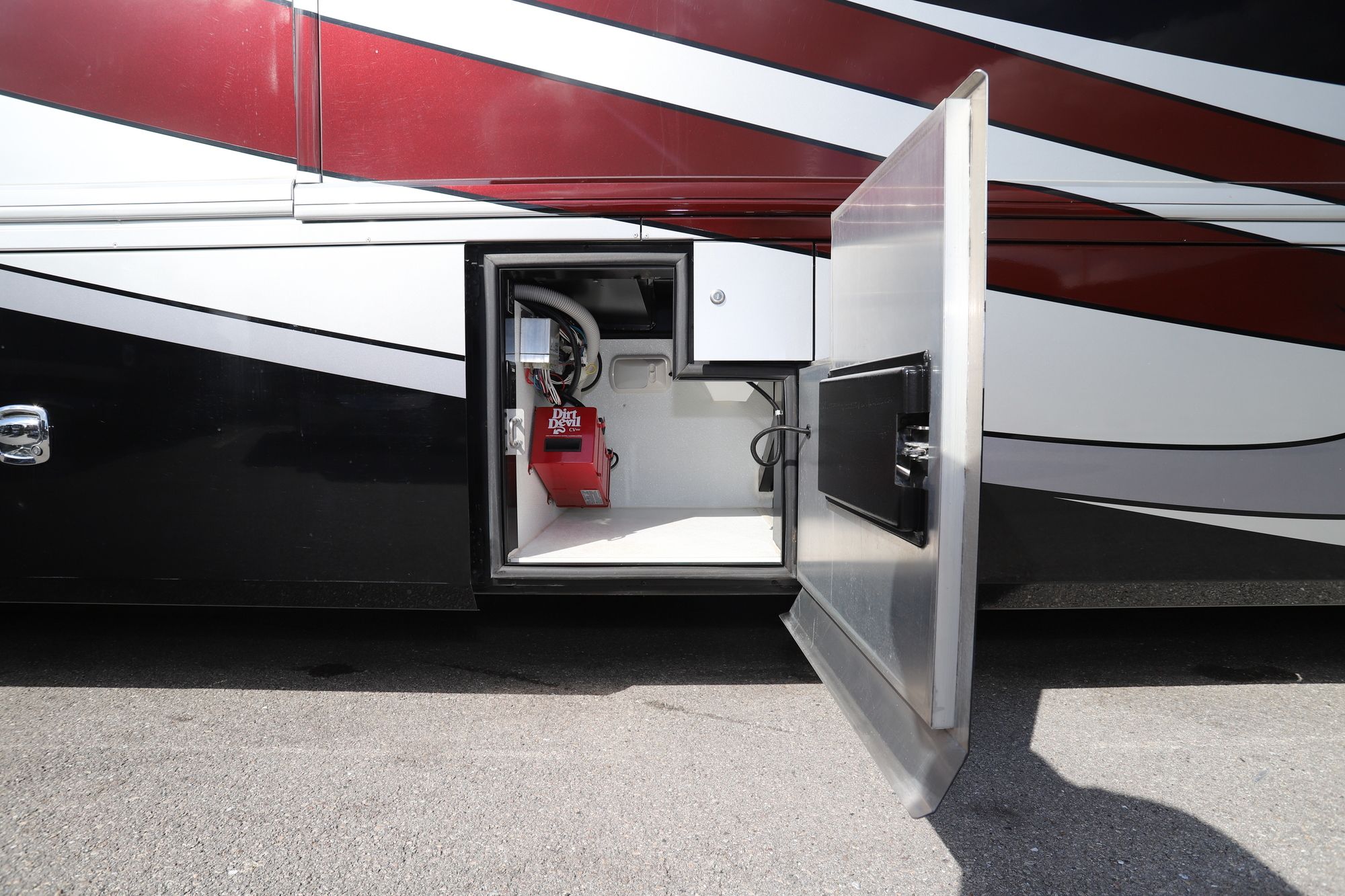 Used 2012 American Revolution 42T Class A  For Sale