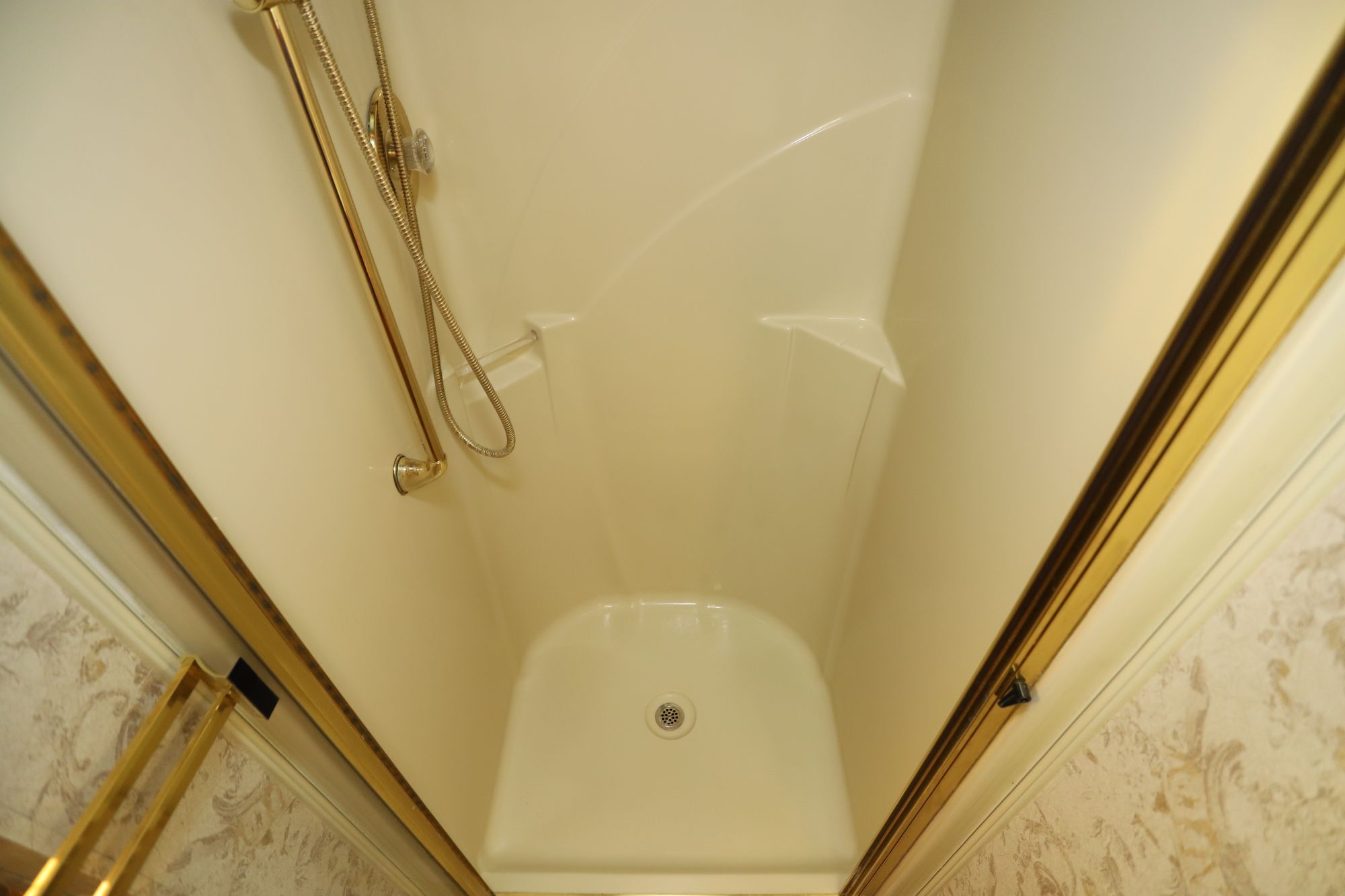Used 2003 Travel Supreme Supreme 36DSO3 Class A  For Sale