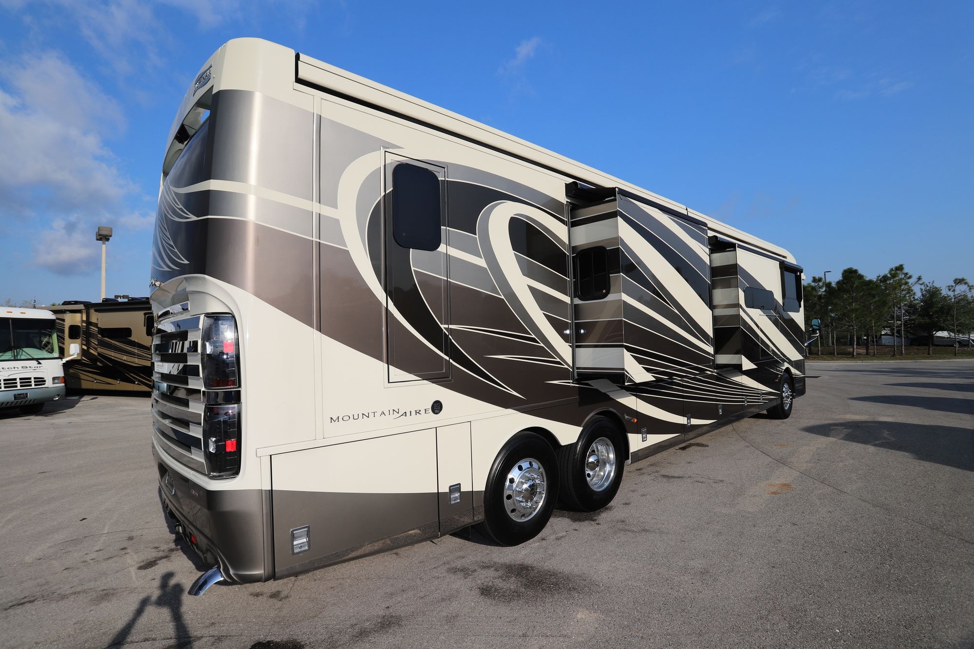 Used 2018 Newmar Mountain Aire 4531 Class A  For Sale