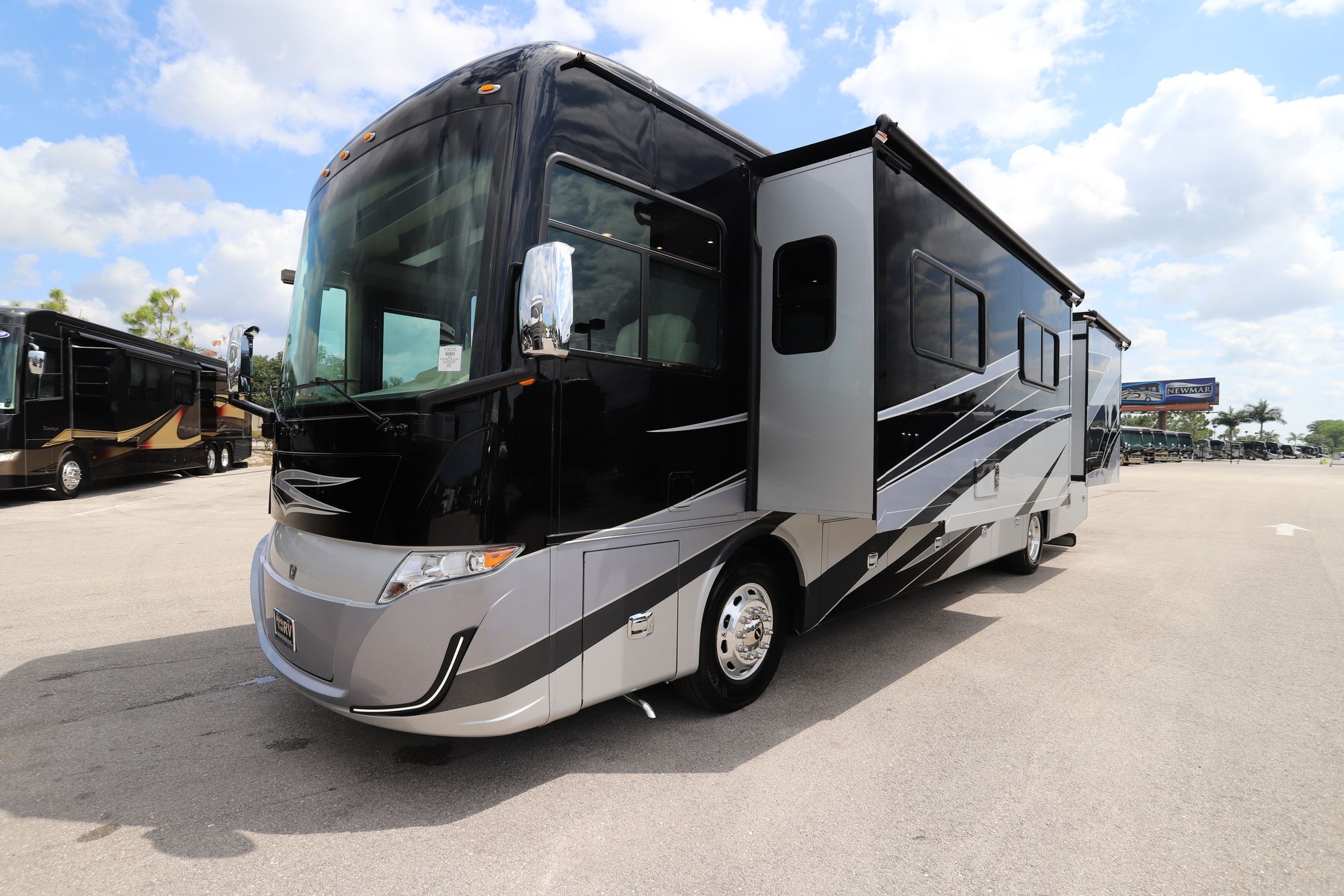 New 2020 Tiffin Motor Homes Allegro Red 38KA Class A  For Sale