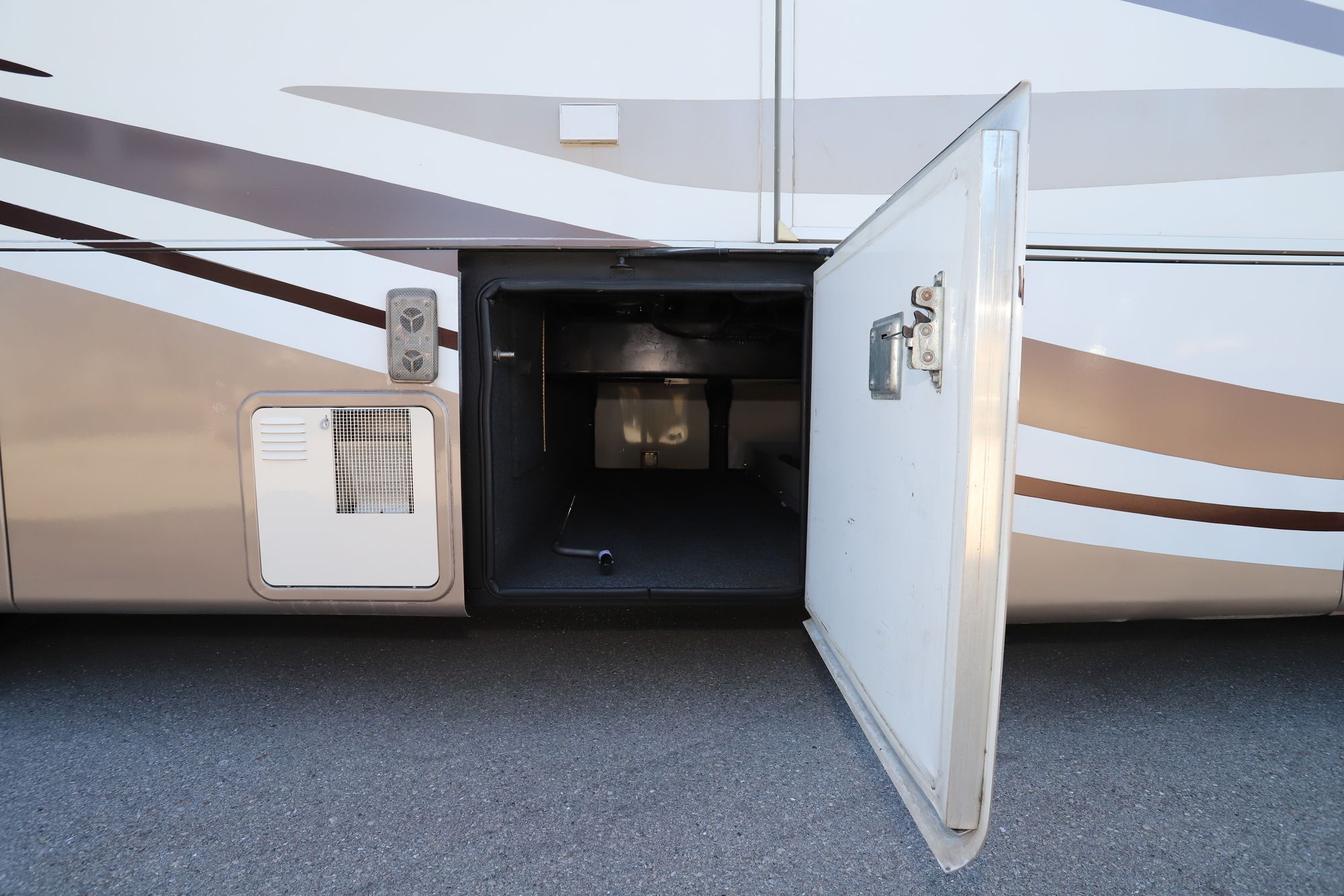Used 2003 Travel Supreme Supreme 36DSO3 Class A  For Sale