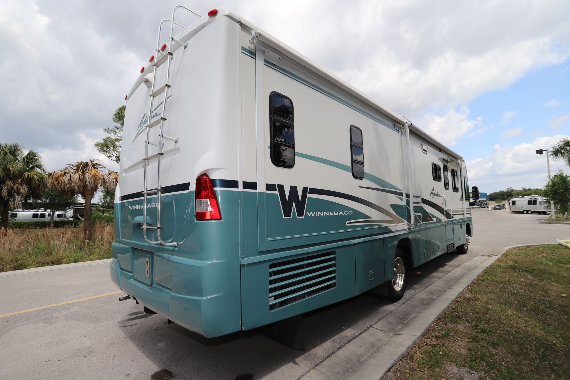 Used 2004 Winnebago Adventurer 35U Class A  For Sale