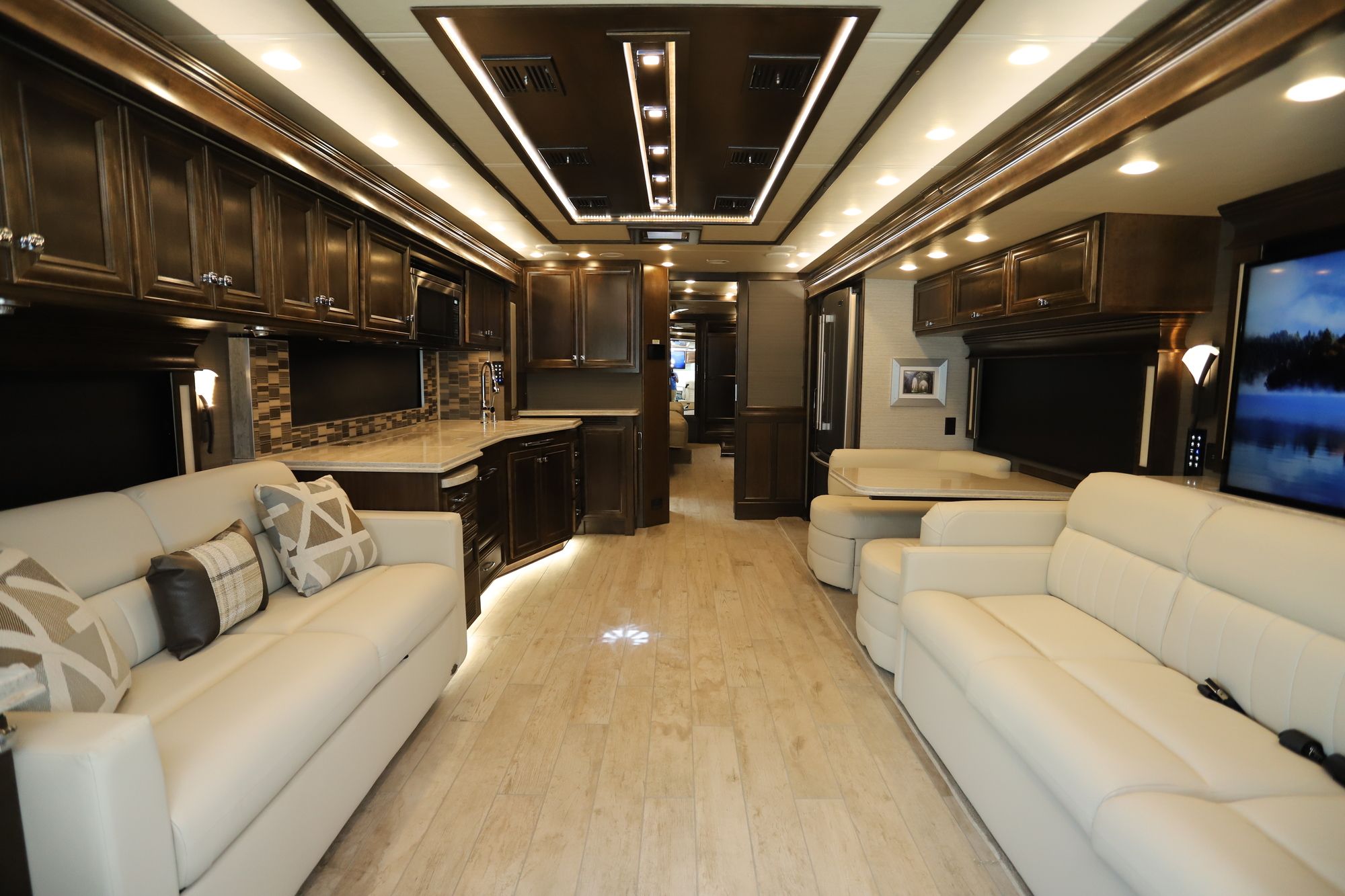 New 2020 Tiffin Motor Homes Phaeton 40QKH Class A  For Sale
