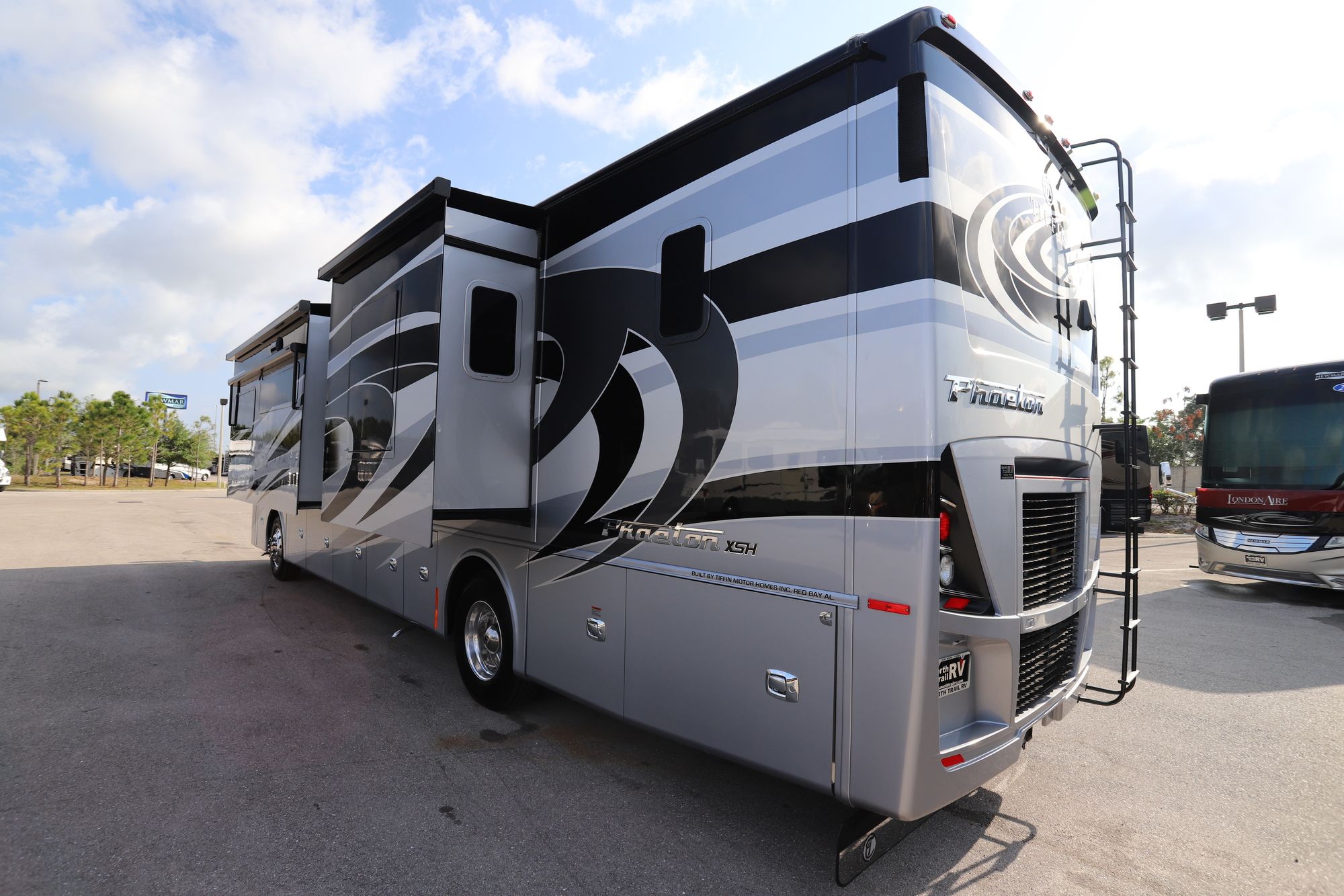 New 2020 Tiffin Motor Homes Phaeton 40IH Class A  For Sale