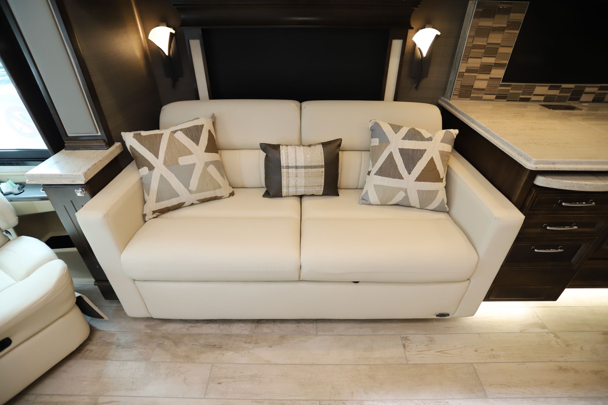 New 2020 Tiffin Motor Homes Phaeton 40QKH Class A  For Sale