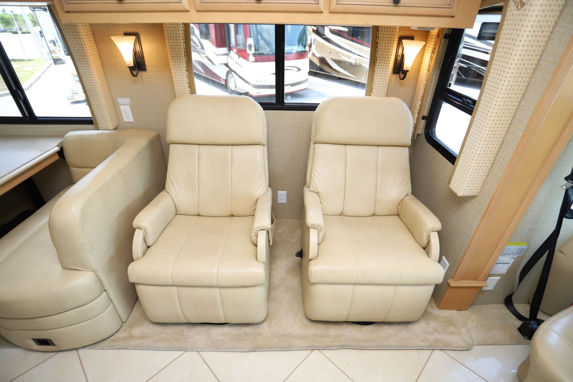 Used 2013 Newmar Dutch Star 4347 Class A  For Sale