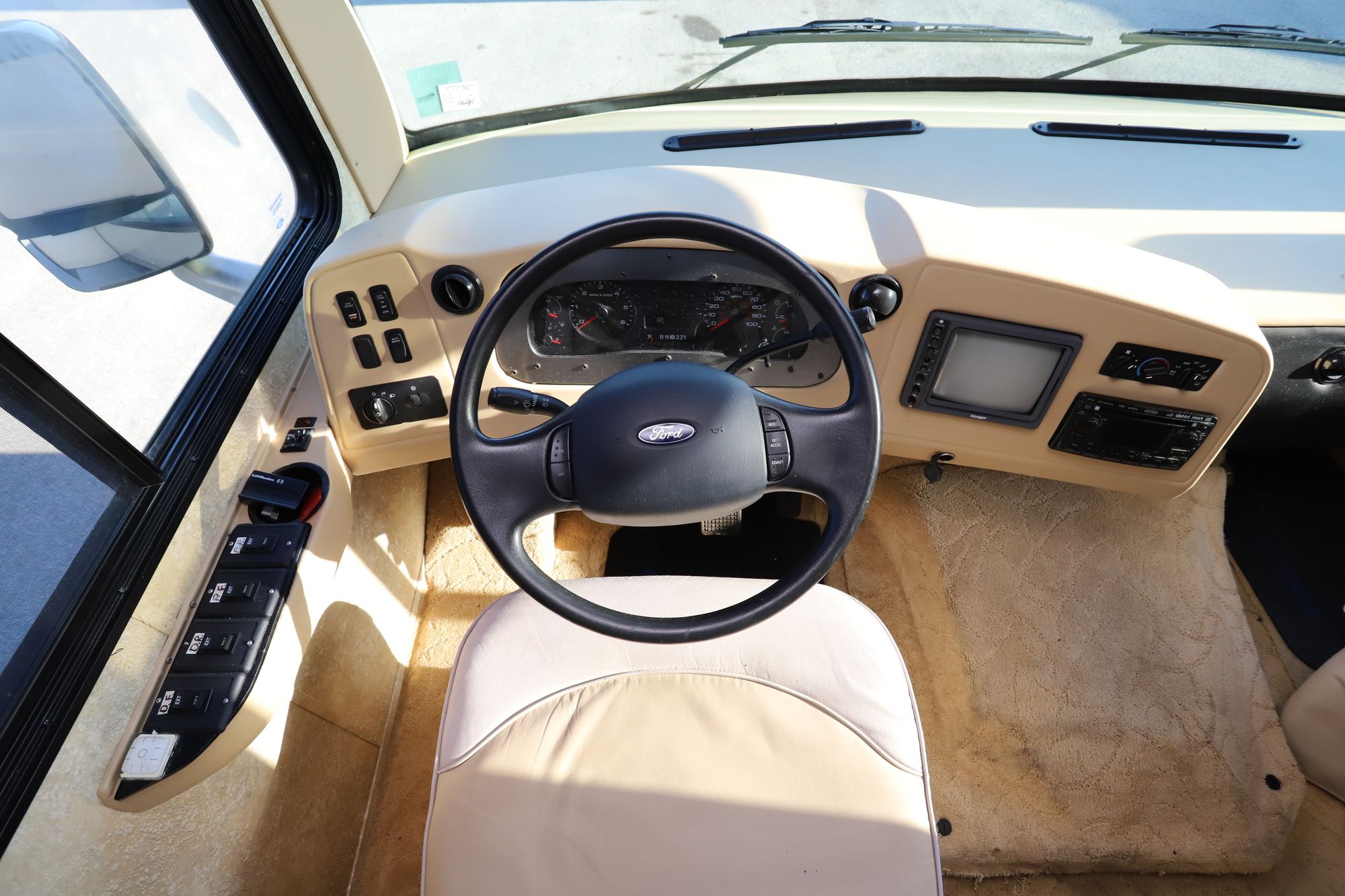 Used 2009 Newmar Bay Star 2901 Class A  For Sale