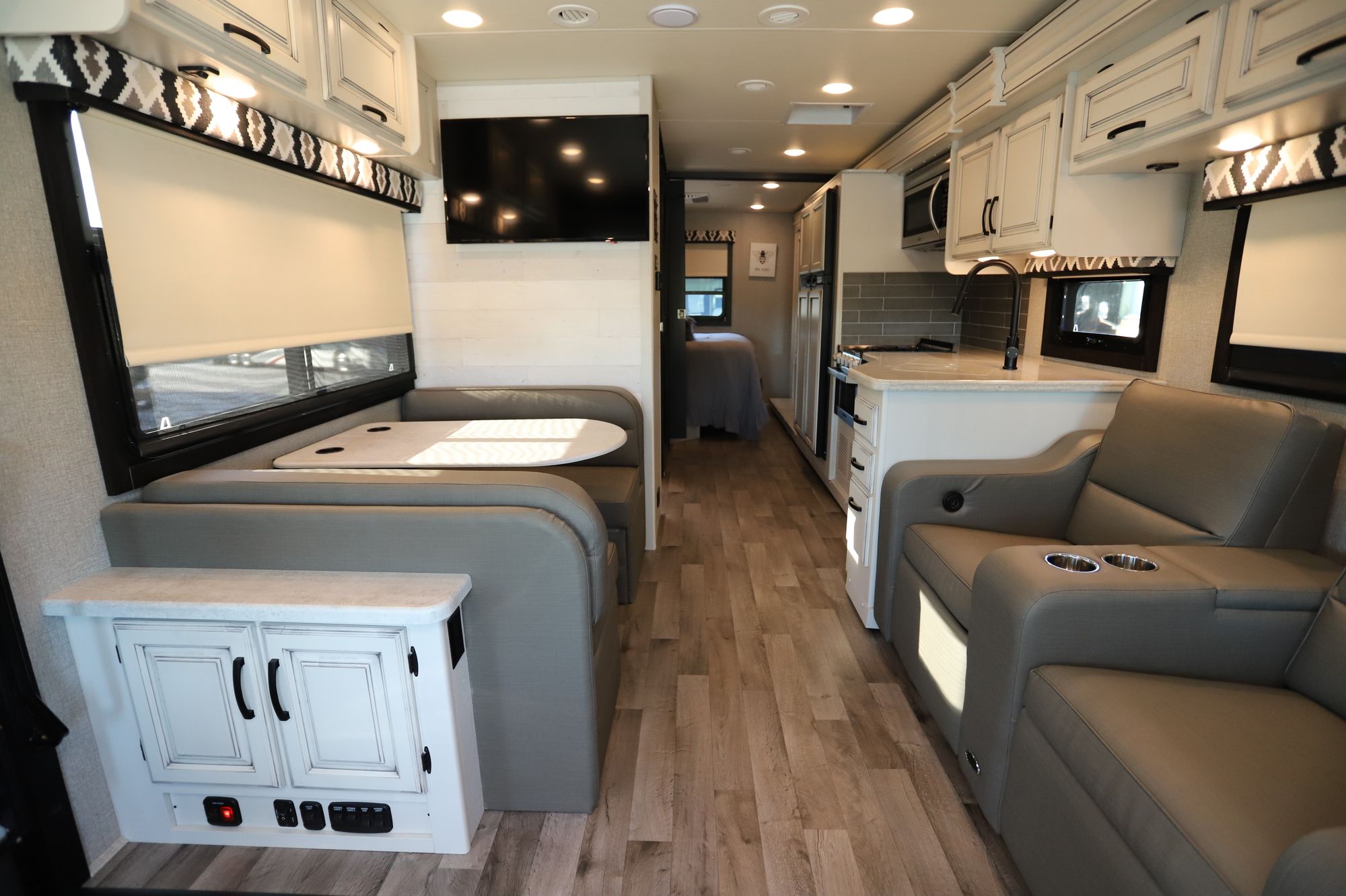 Used 2020 Jayco Precept 29V Class A  For Sale