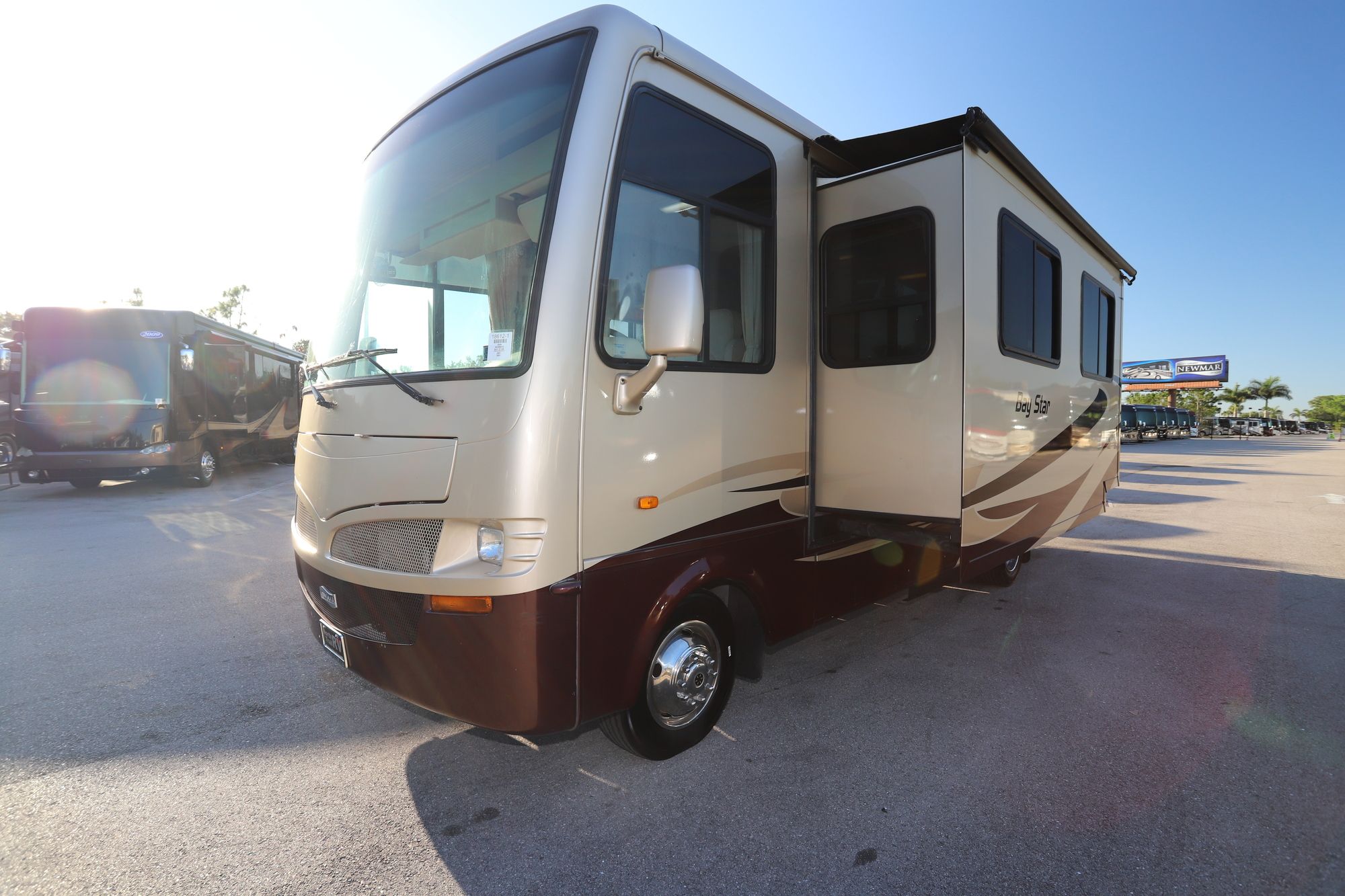 Used 2009 Newmar Bay Star 2901 Class A  For Sale