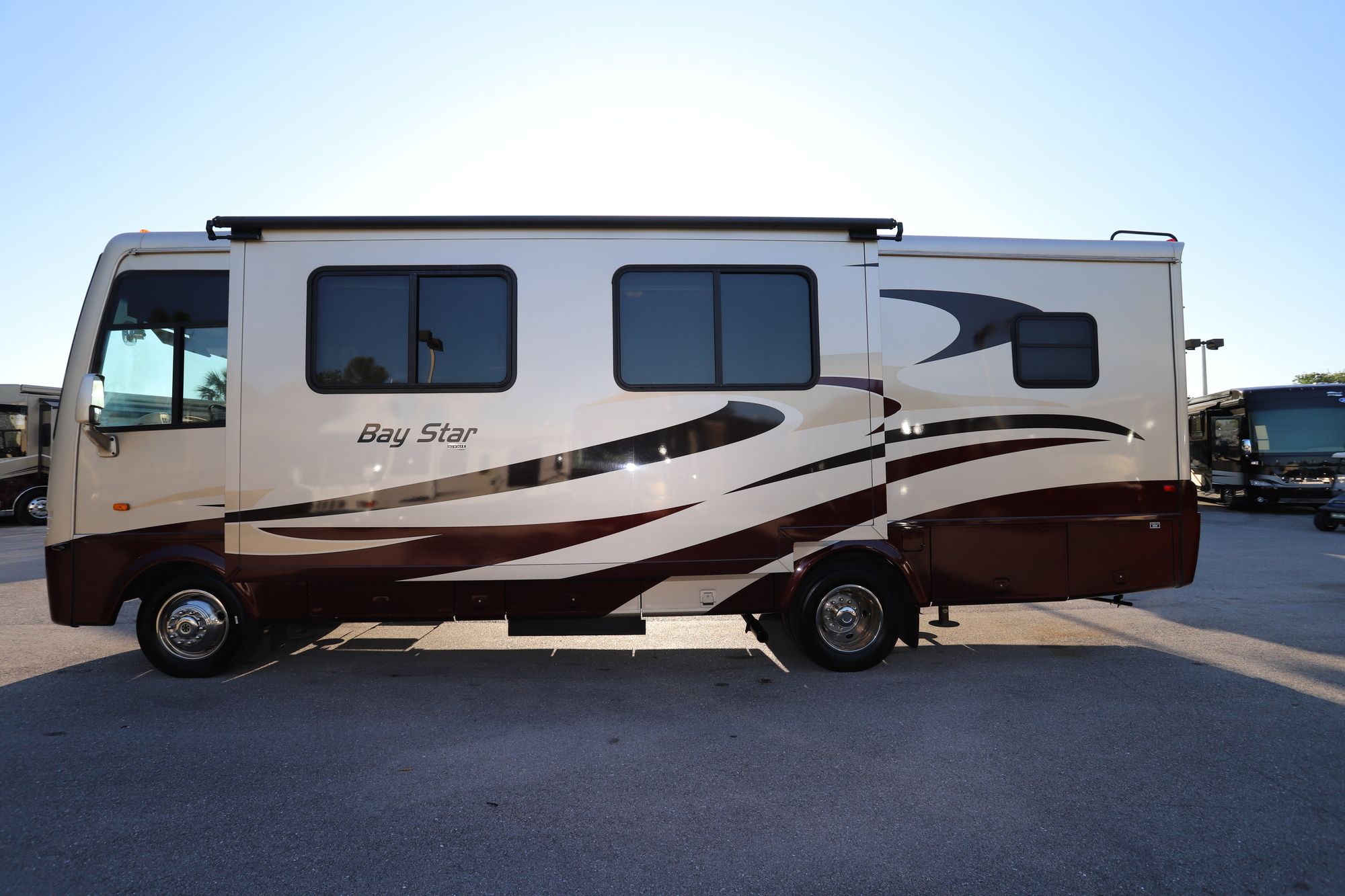 Used 2009 Newmar Bay Star 2901 Class A  For Sale