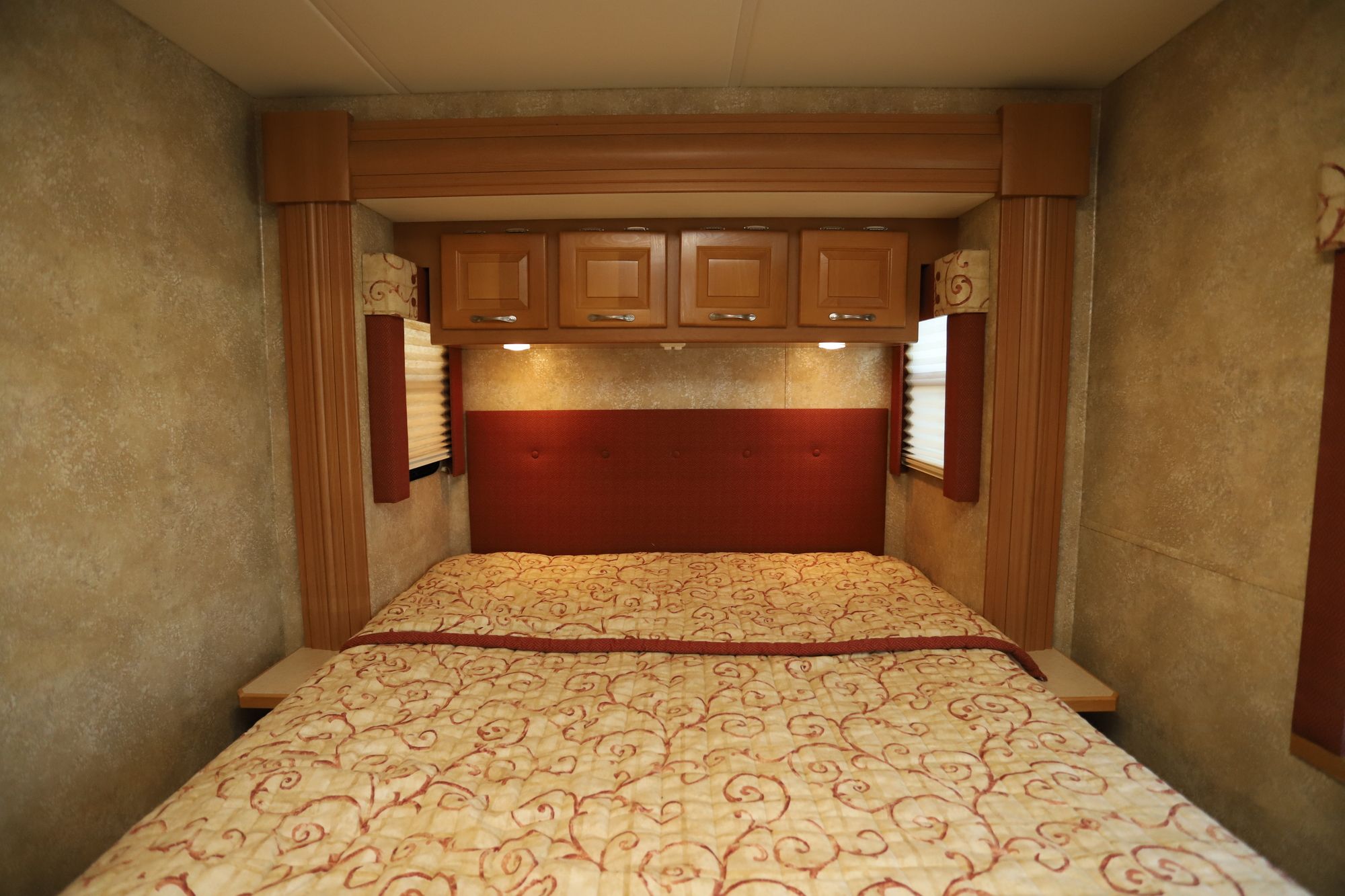 Used 2009 Newmar Bay Star 2901 Class A  For Sale