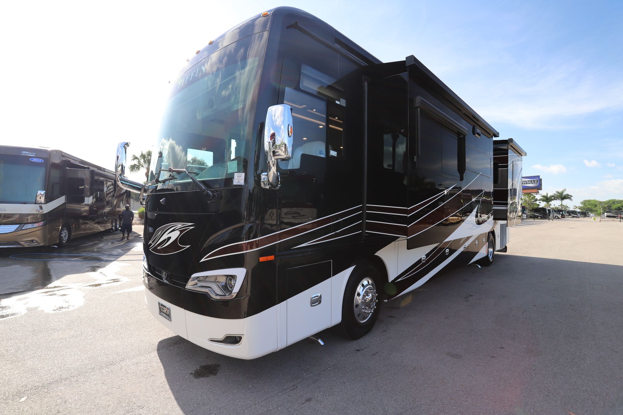 New 2020 Tiffin Motor Homes Allegro Bus 40IP Class A  For Sale