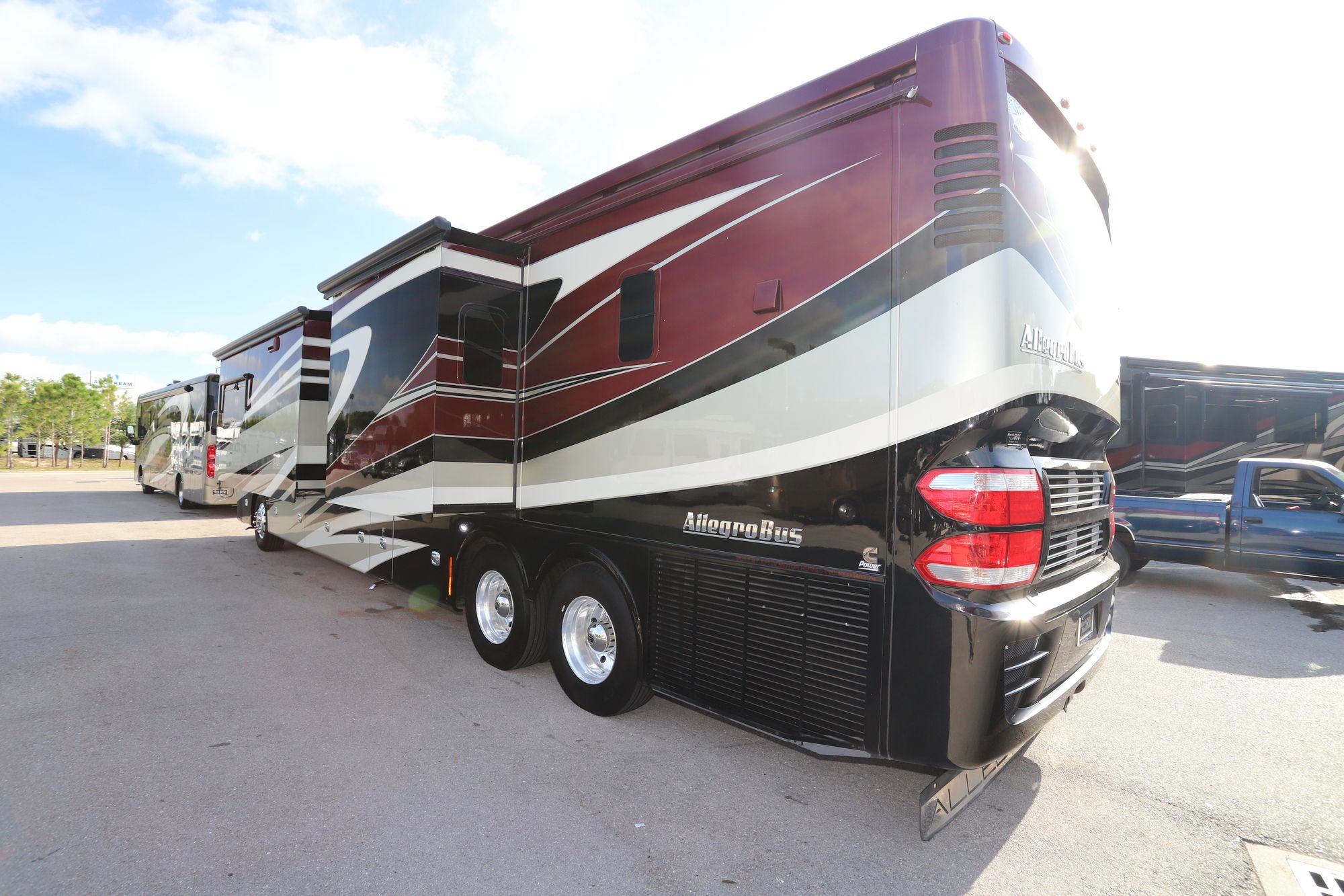 Used 2015 Tiffin Motor Homes Allegro Bus 45OP Class A  For Sale