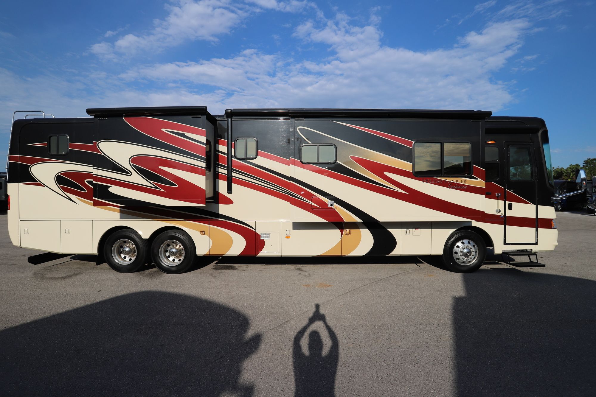 Used 2011 Holiday Rambler Endeavor 43PAQ Class A  For Sale