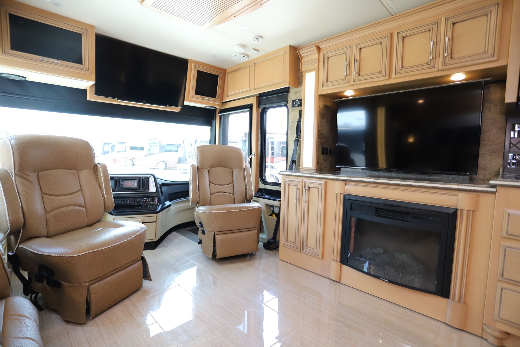 Used 2016 Newmar Ventana 3709 Class A  For Sale