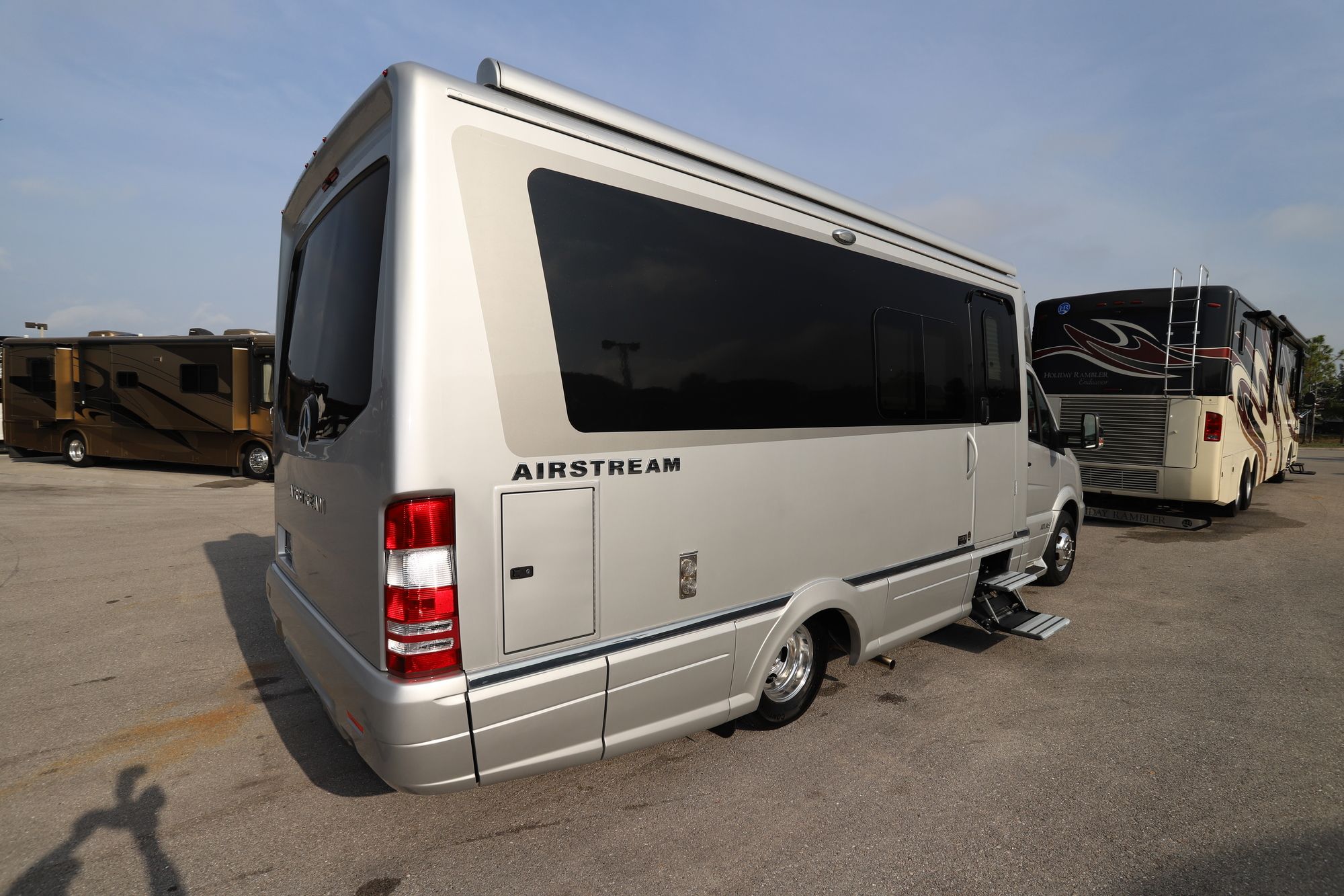 Used 2019 Airstream Atlas 24NCV3 Class C  For Sale