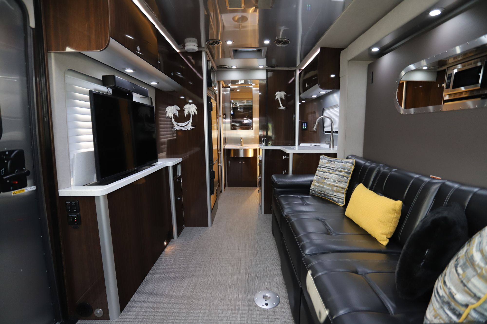 Used 2019 Airstream Atlas 24NCV3 Class C  For Sale