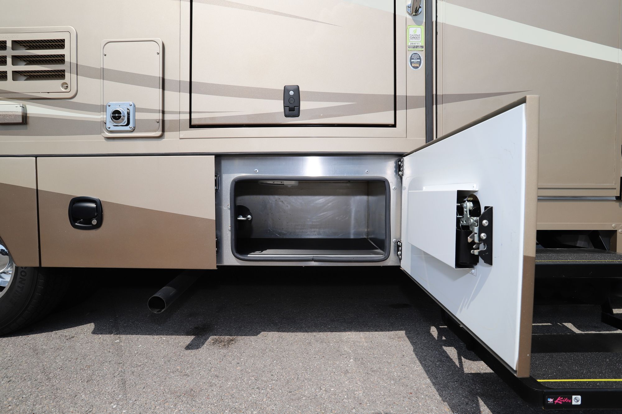 New 2019 Renegade Rv Vienna 25VUCB Class C  For Sale