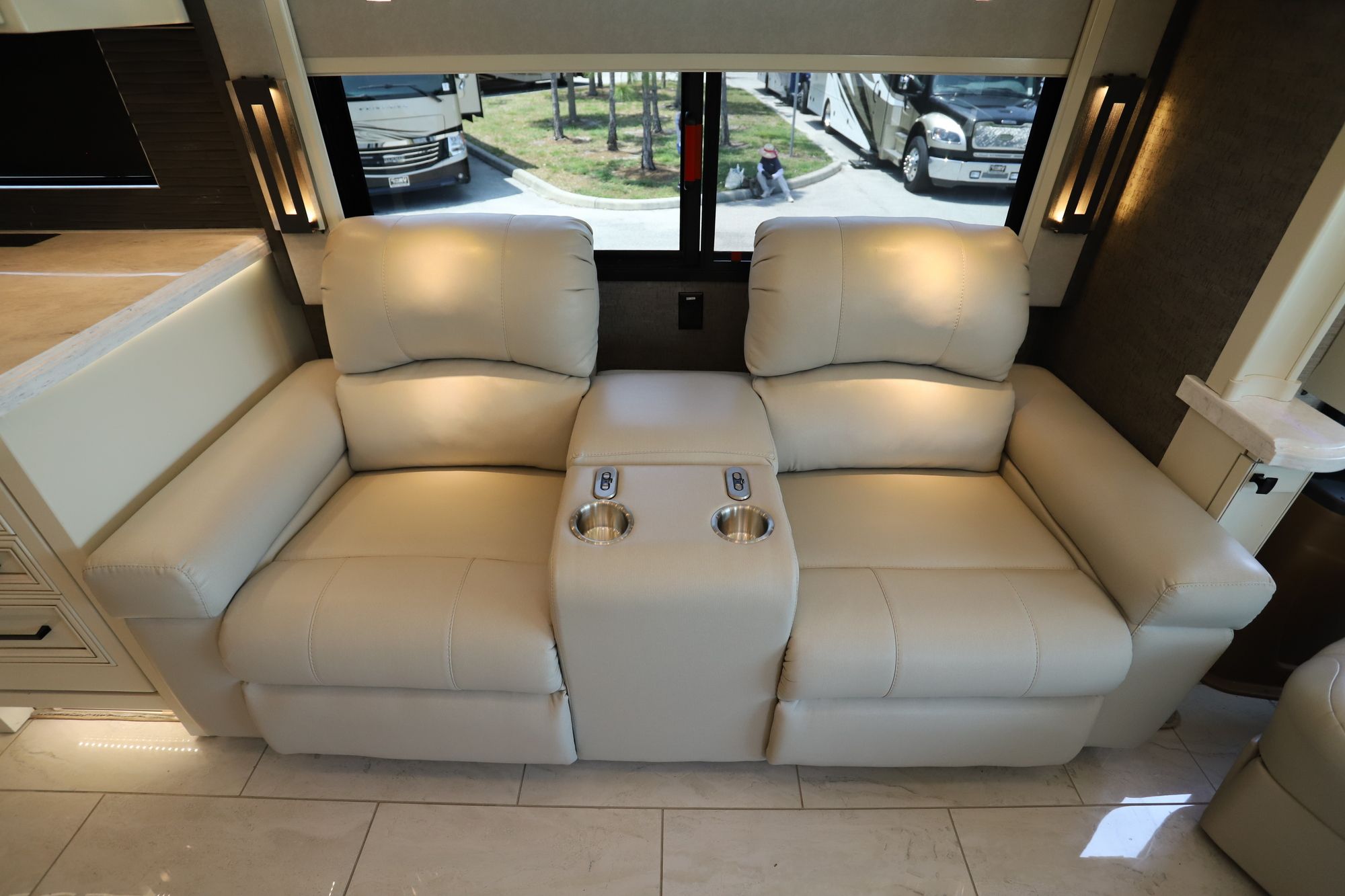 Used 2020 Tiffin Motor Homes Allegro Bus 45OPP Class A  For Sale