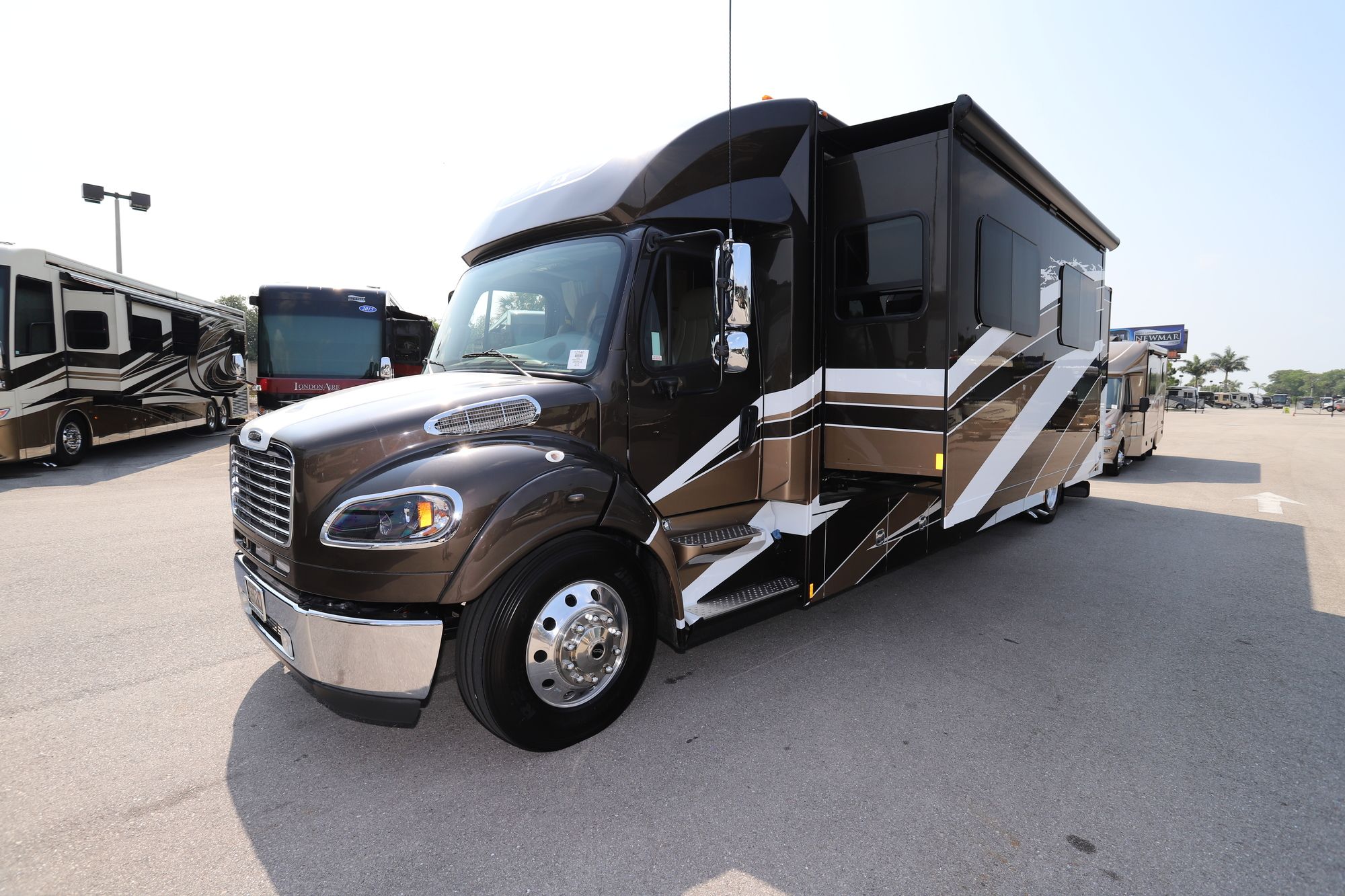 New 2020 Renegade Rv Verona Le 40LTS Super C  For Sale