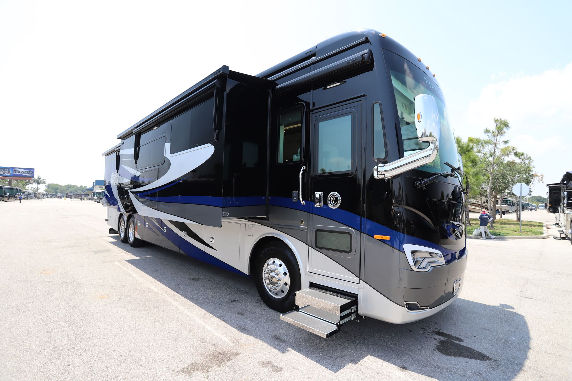 Used 2020 Tiffin Motor Homes Allegro Bus 45OPP Class A  For Sale