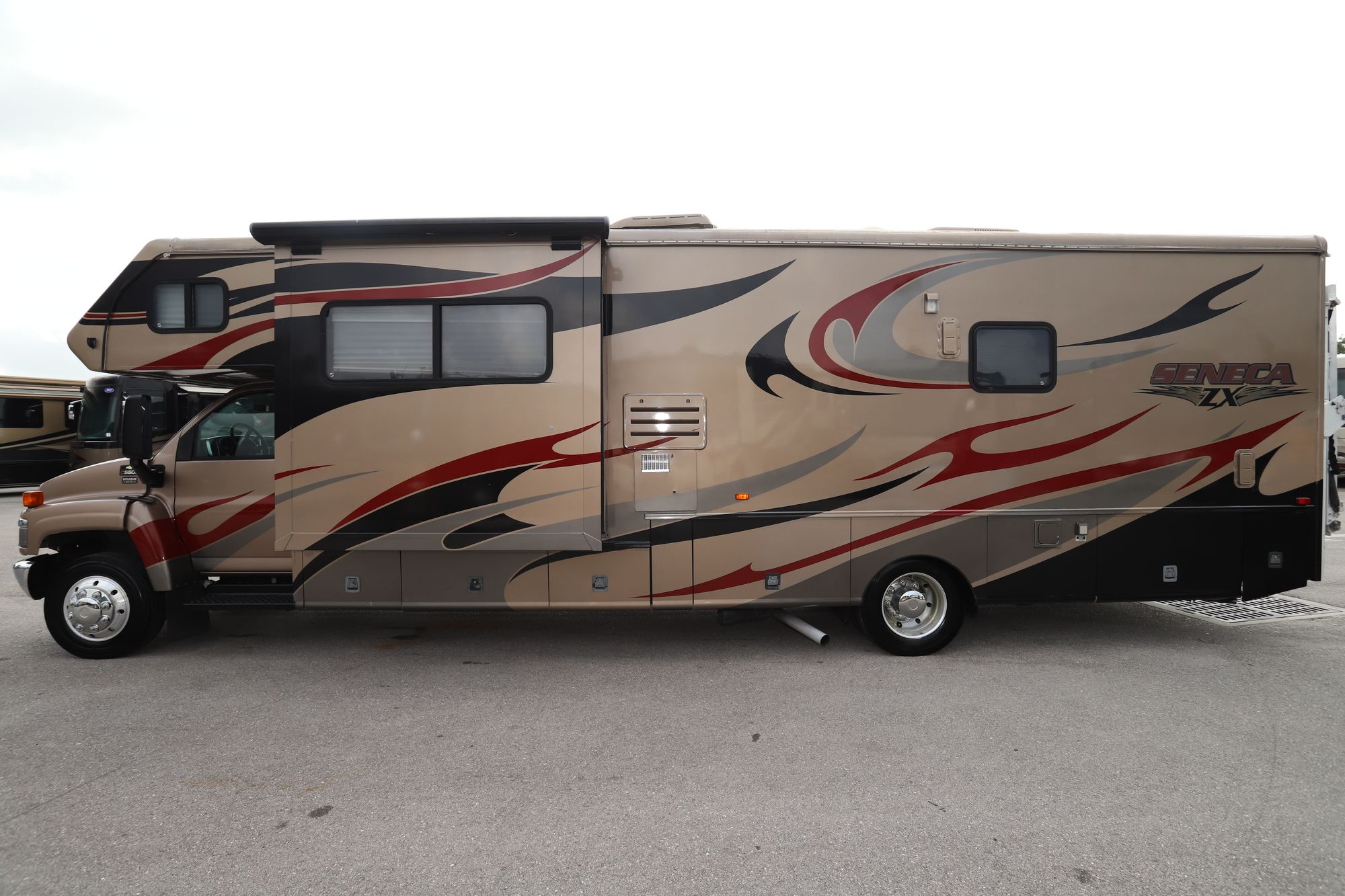 Used 2008 Jayco Seneca 35TM Class C  For Sale