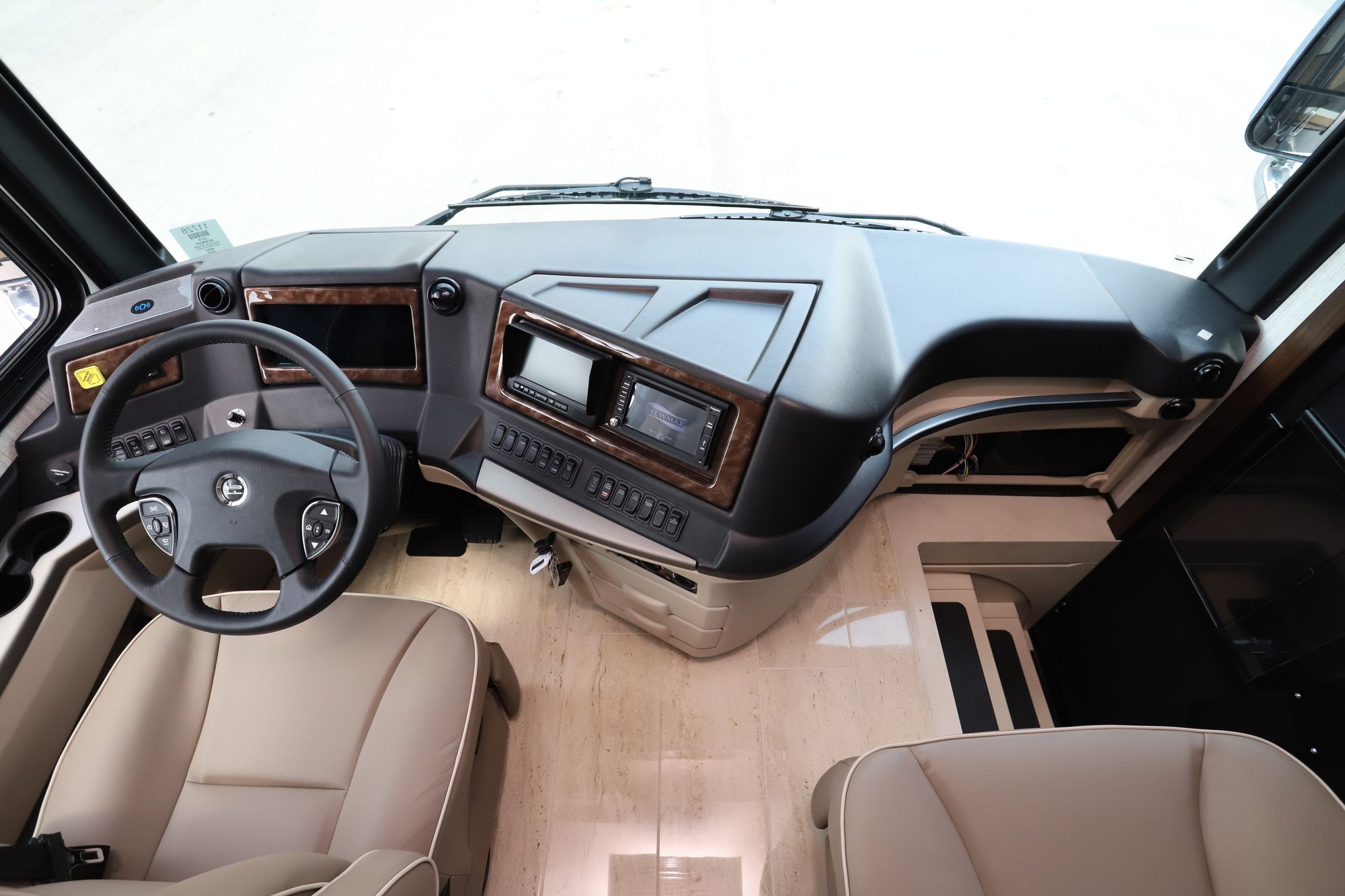 New 2019 Newmar Dutch Star 4002 Class A  For Sale